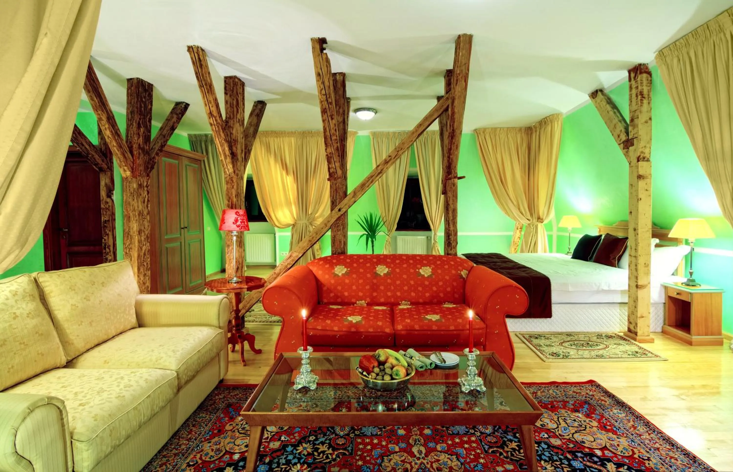 Bed in Hotel The Council