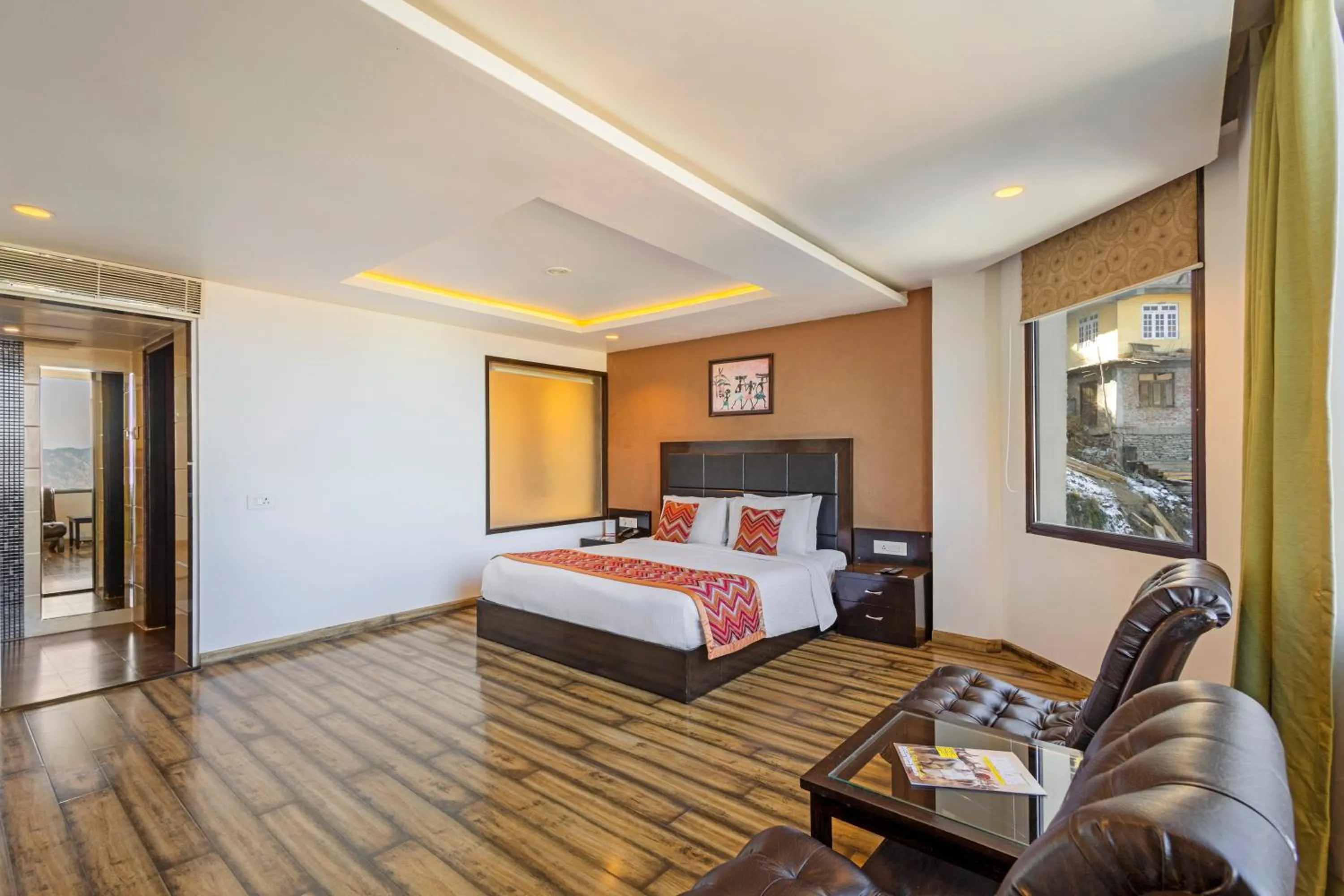 Photo of the whole room, Bed in Sterling Kufri