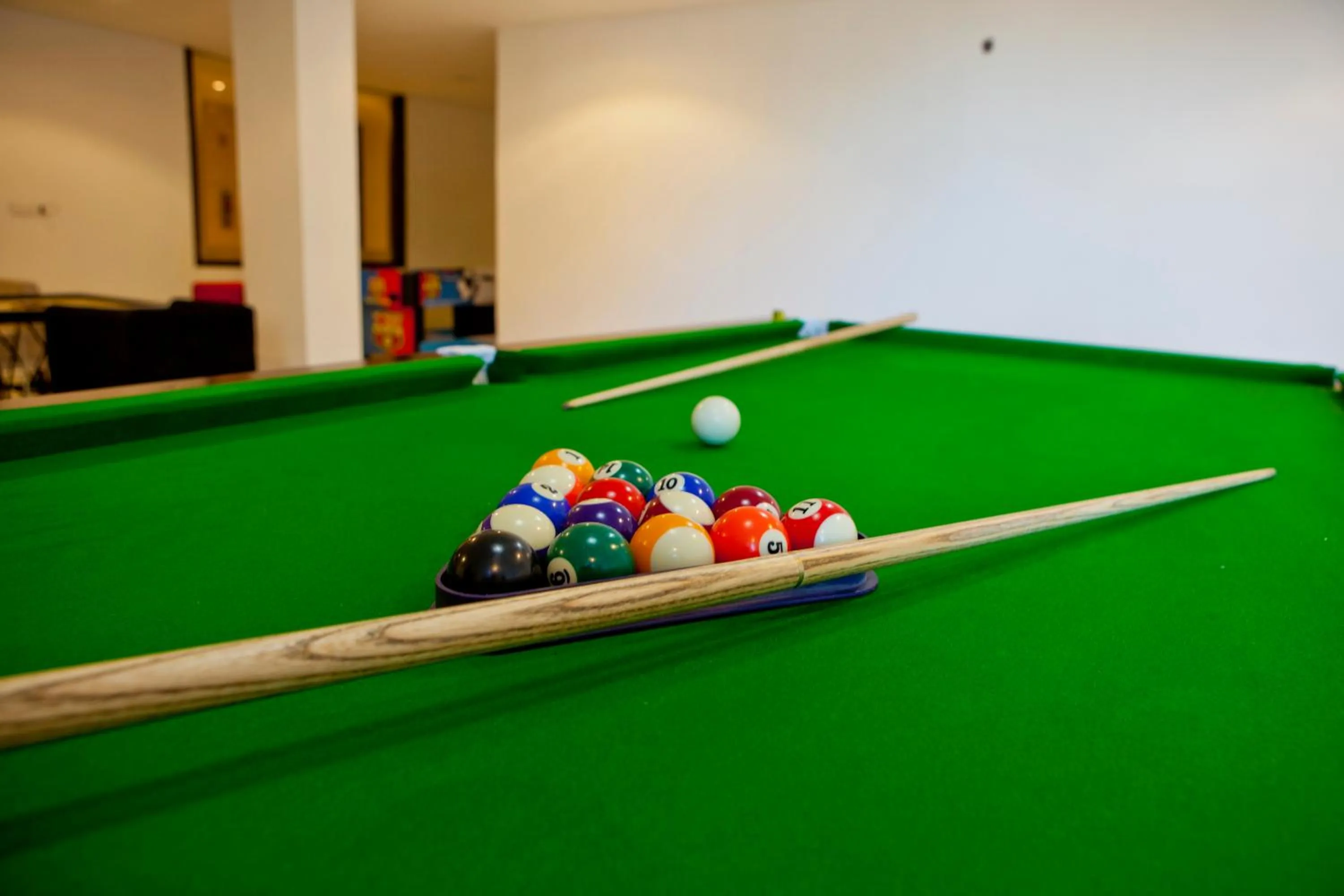 Billiard in Sterling Kufri