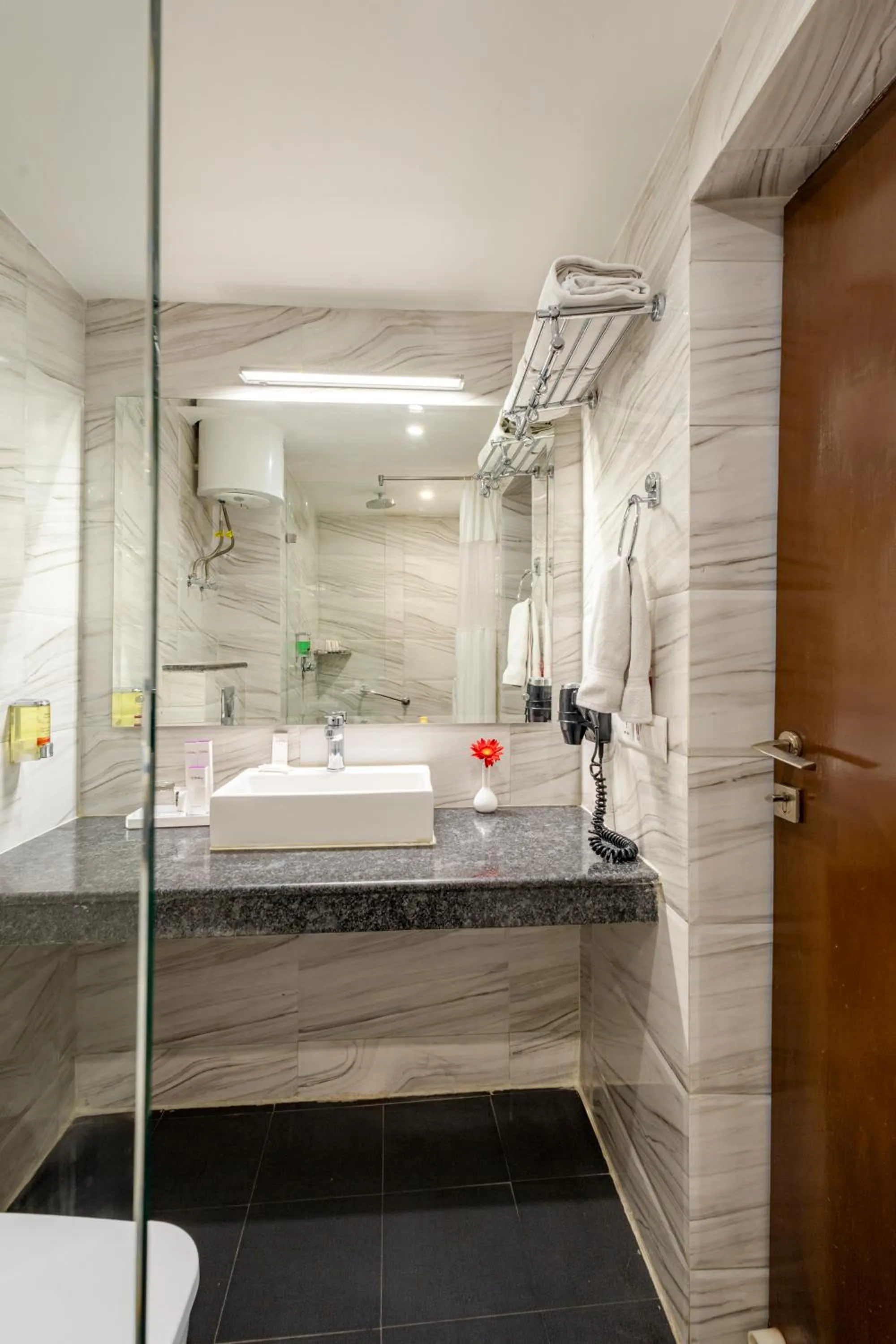 Bathroom in Sterling Kufri