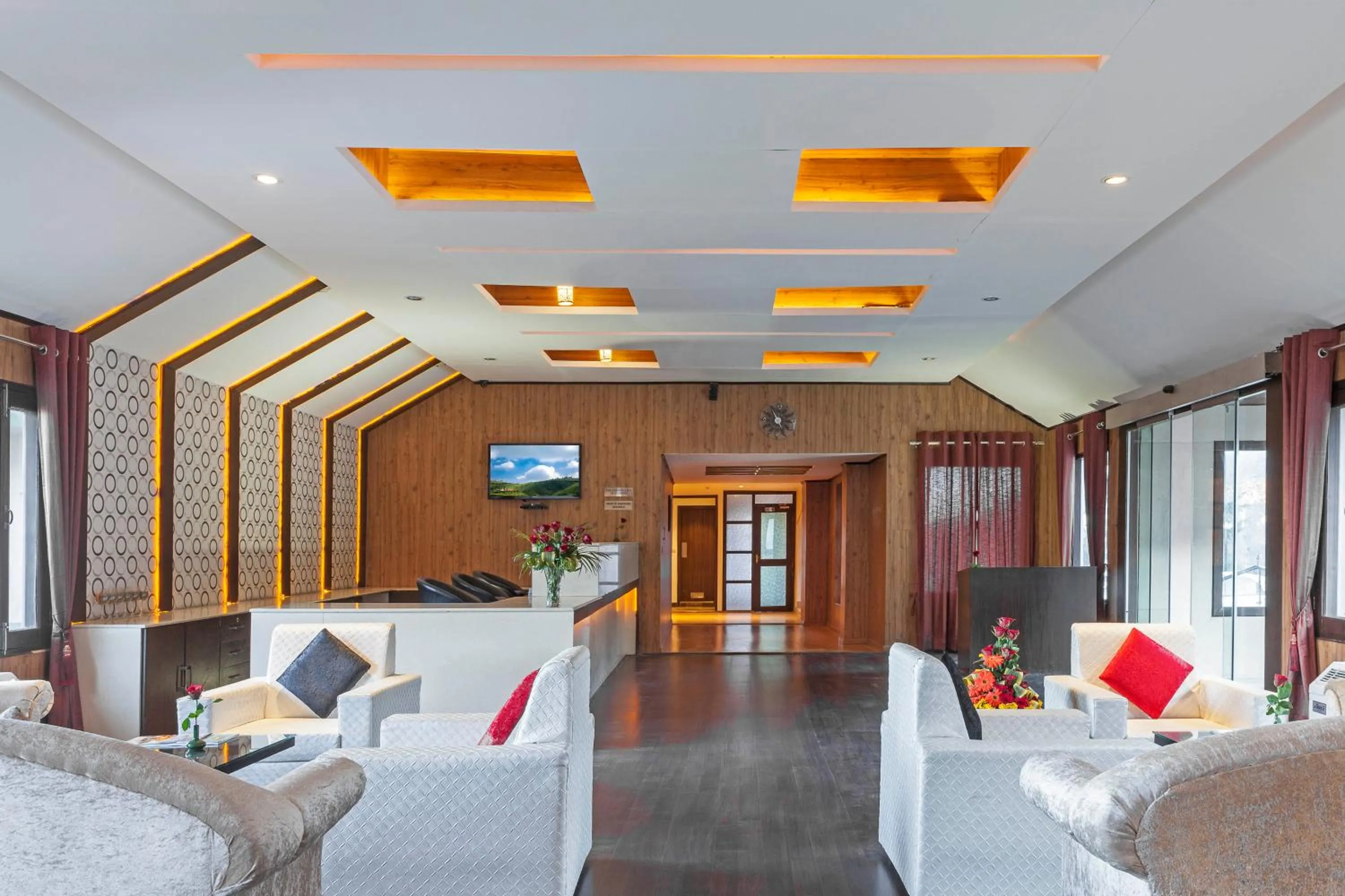 Lobby or reception in Sterling Kufri