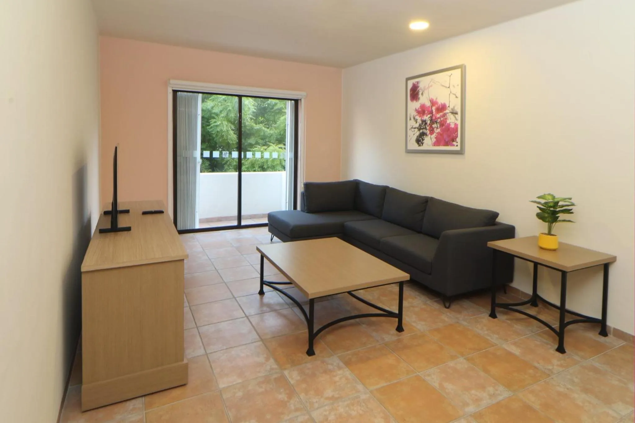 Photo of the whole room in Holiday Inn Ciudad Del Carmen by IHG