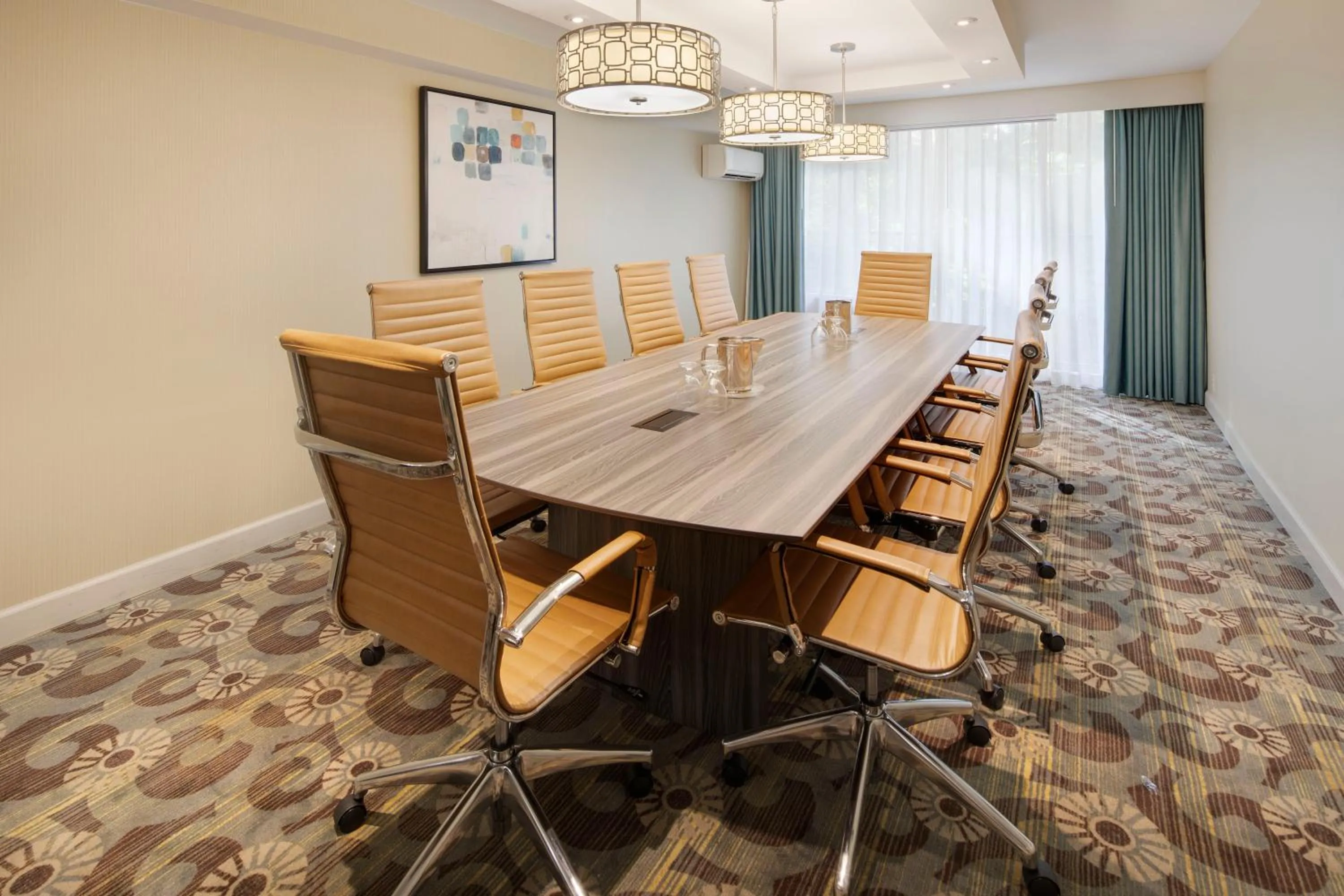 Meeting/conference room in Holiday Inn University Area Charlottesville by IHG