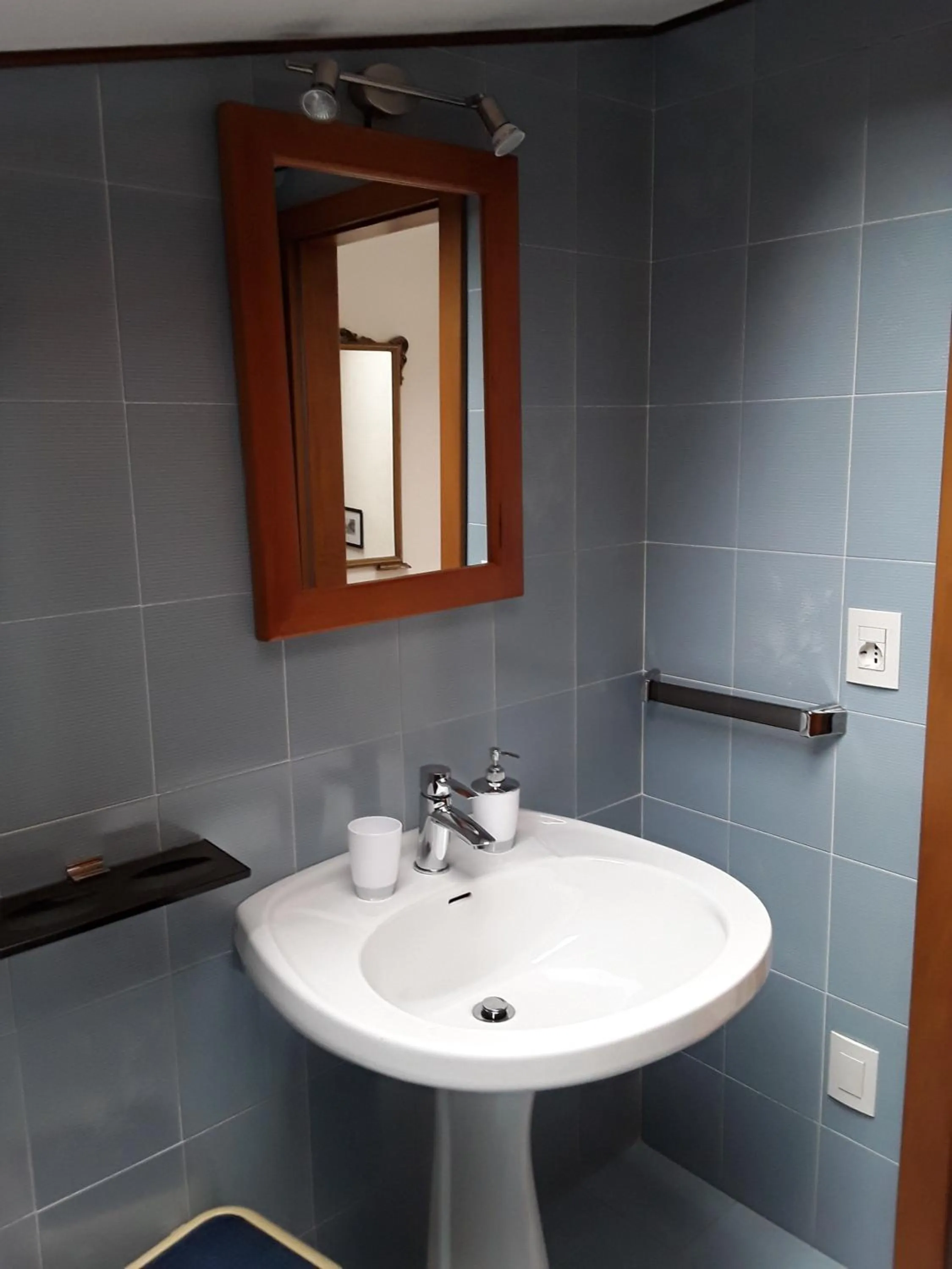 Bathroom in Camere Porto Vecchio con parcheggio a pochi passi dal castello