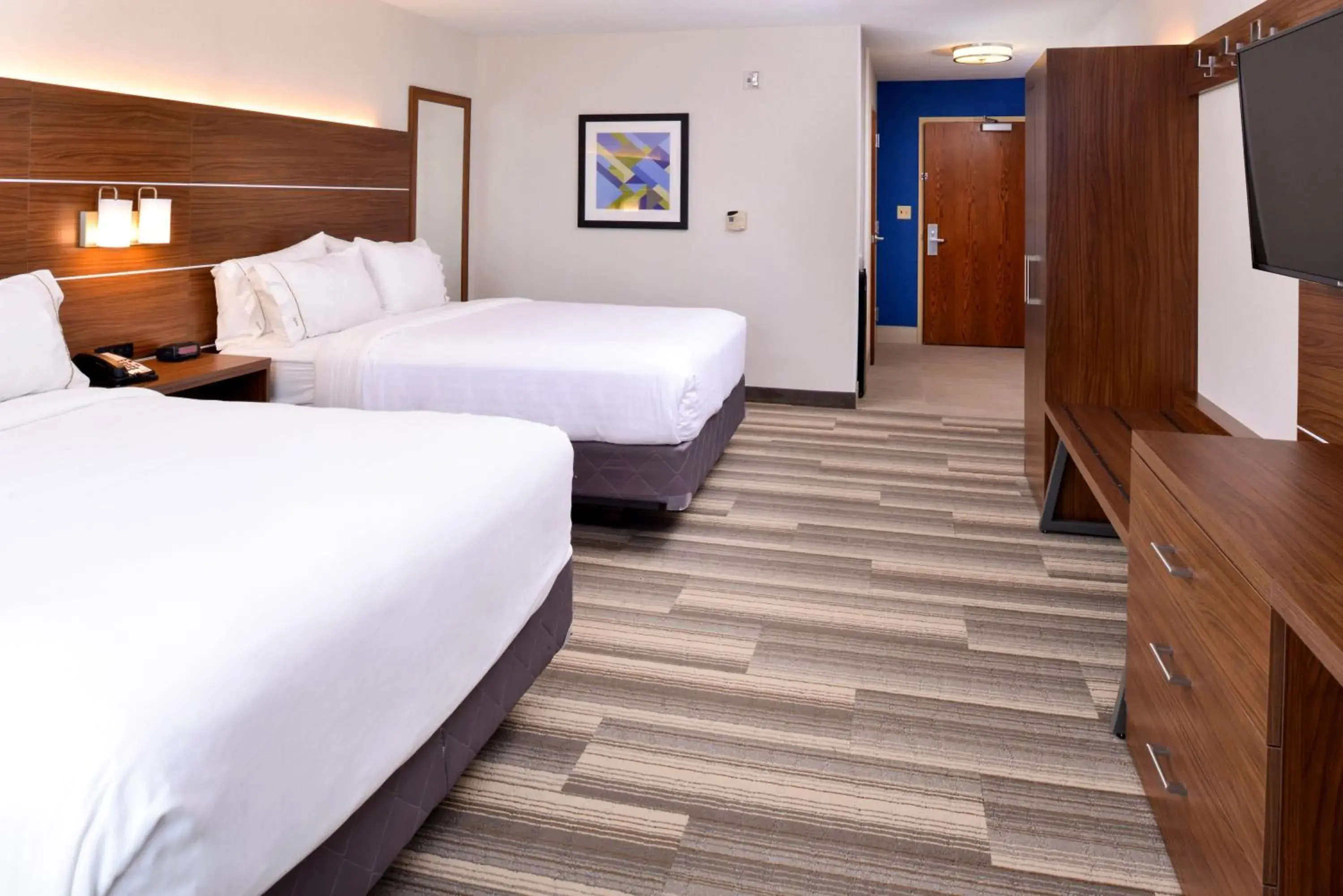 Queen Room with Two Queen Beds - Hearing Accessible in Holiday Inn Express Hotel & Suites Urbana-Champaign-U of I Area by IHG Queen Room with Two Queen Beds - Hearing Accessible in Holiday Inn Express Hotel & Suites Urbana-Champaign-U of I Area by IHG