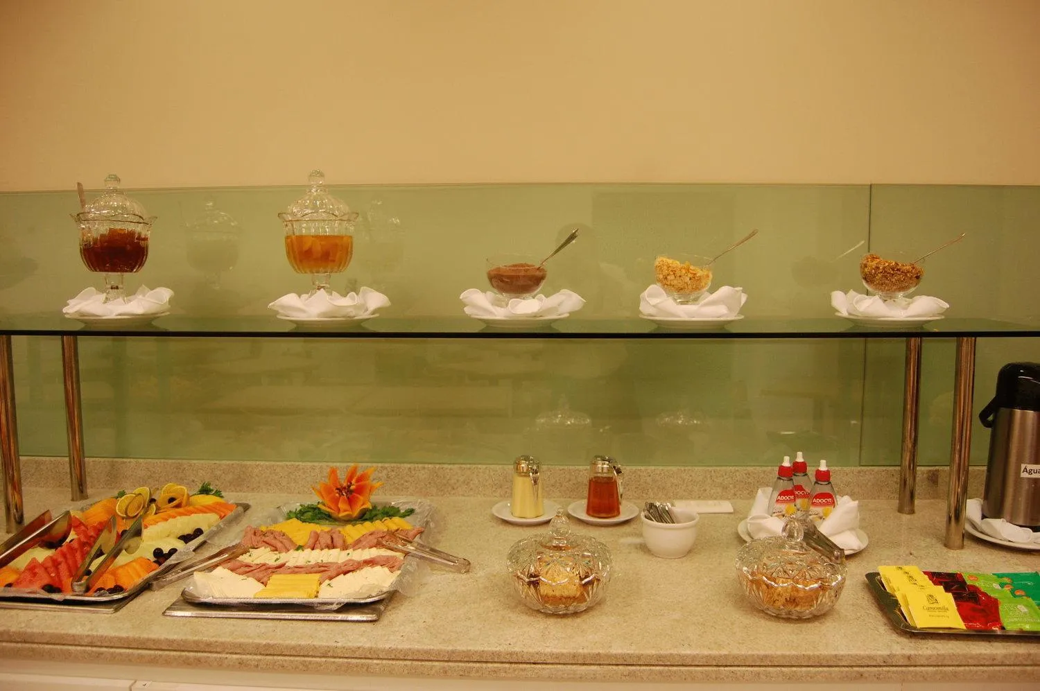 Restaurant/places to eat in Rede Andrade Navegantes