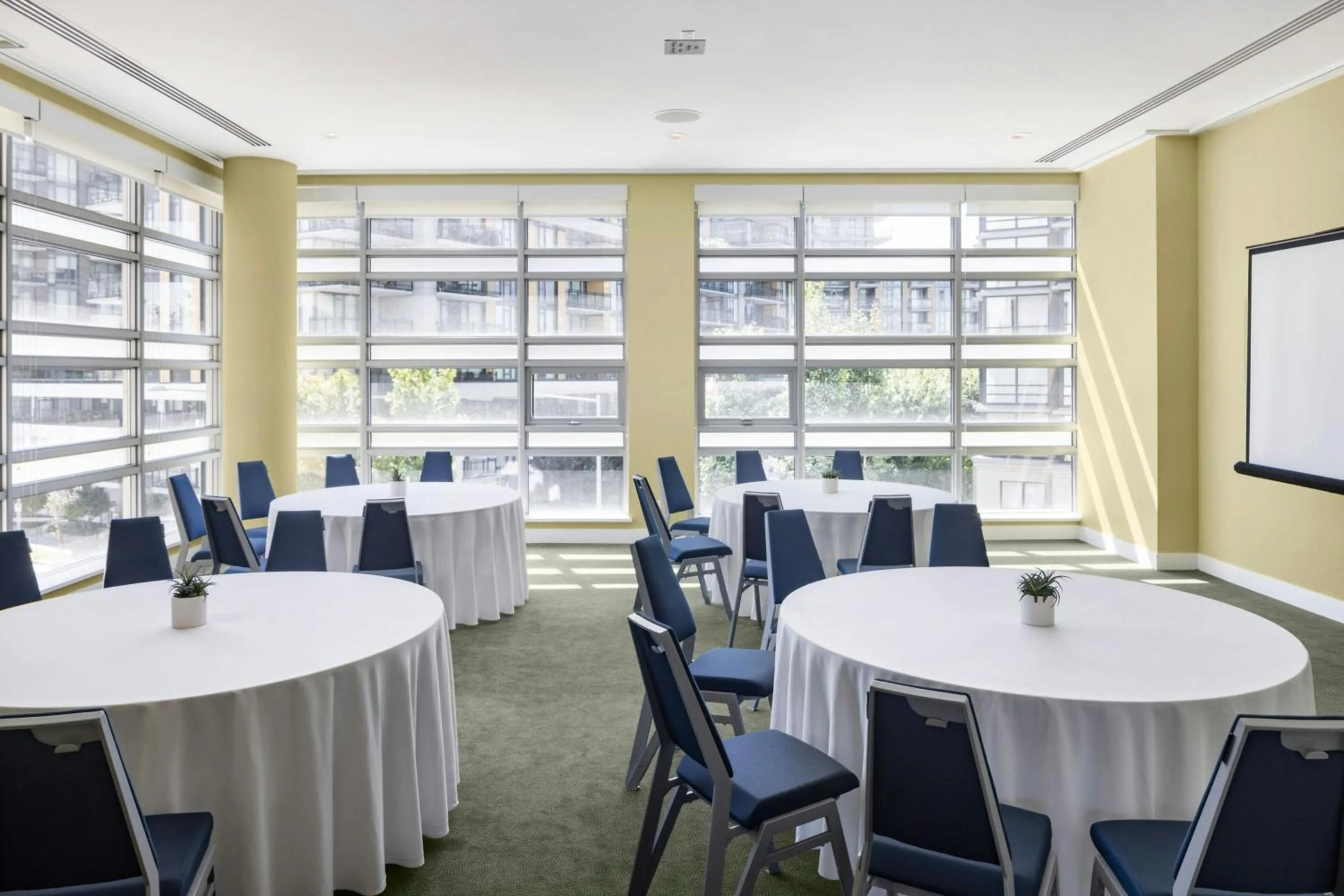 Meeting/conference room in The Westin Wall Centre, Vancouver Airport