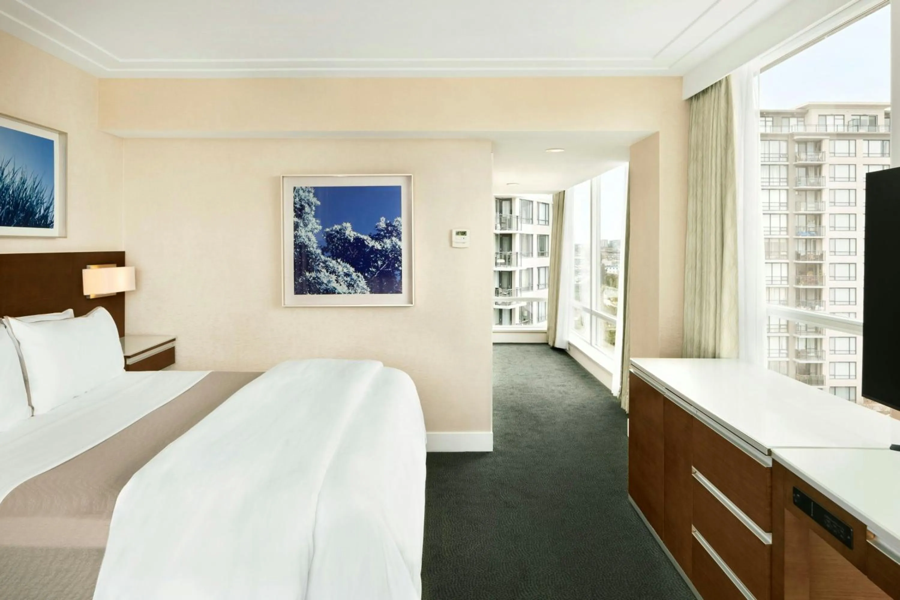 Photo of the whole room, Bed in The Westin Wall Centre, Vancouver Airport