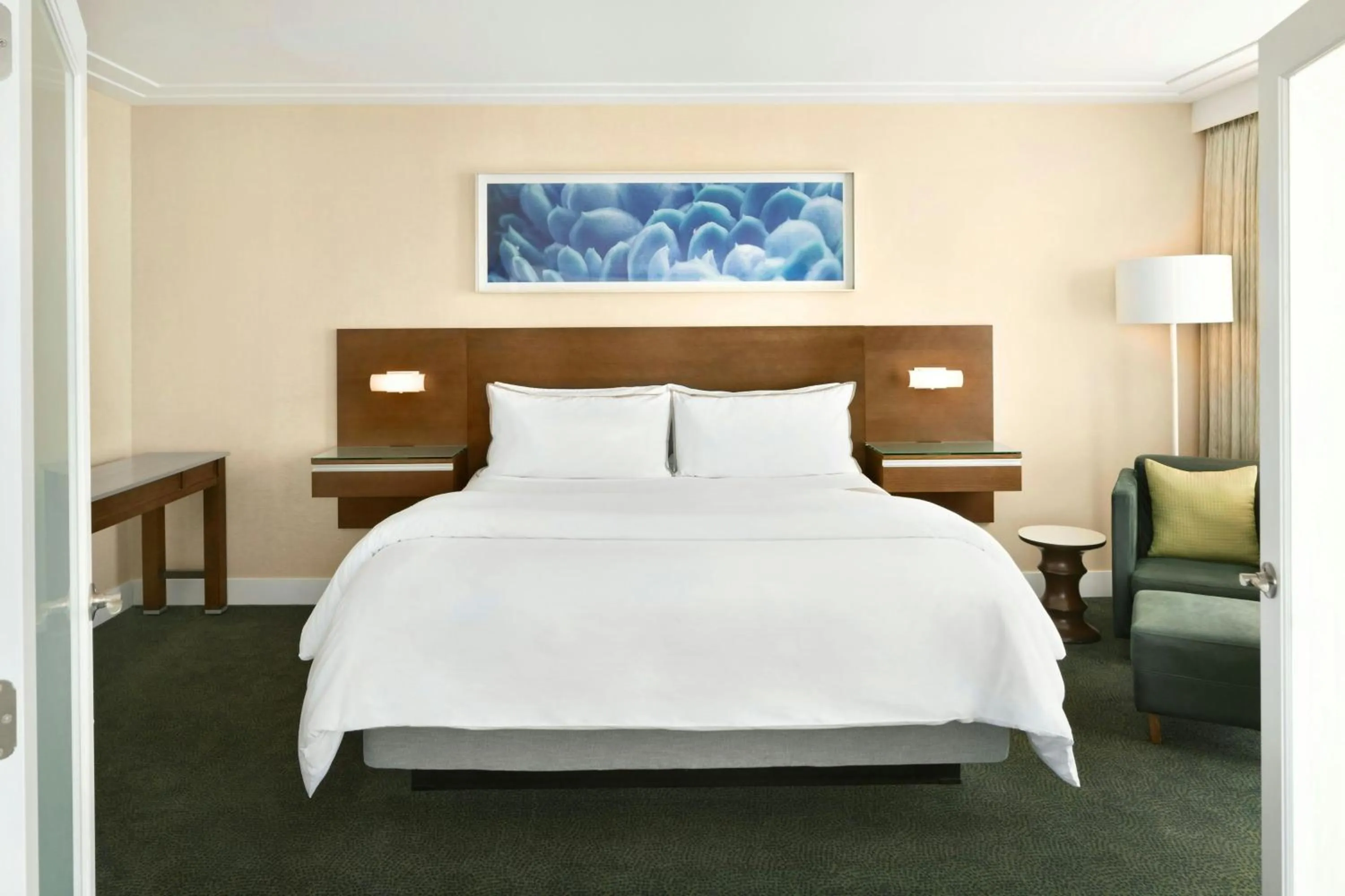 Bedroom, Bed in The Westin Wall Centre, Vancouver Airport