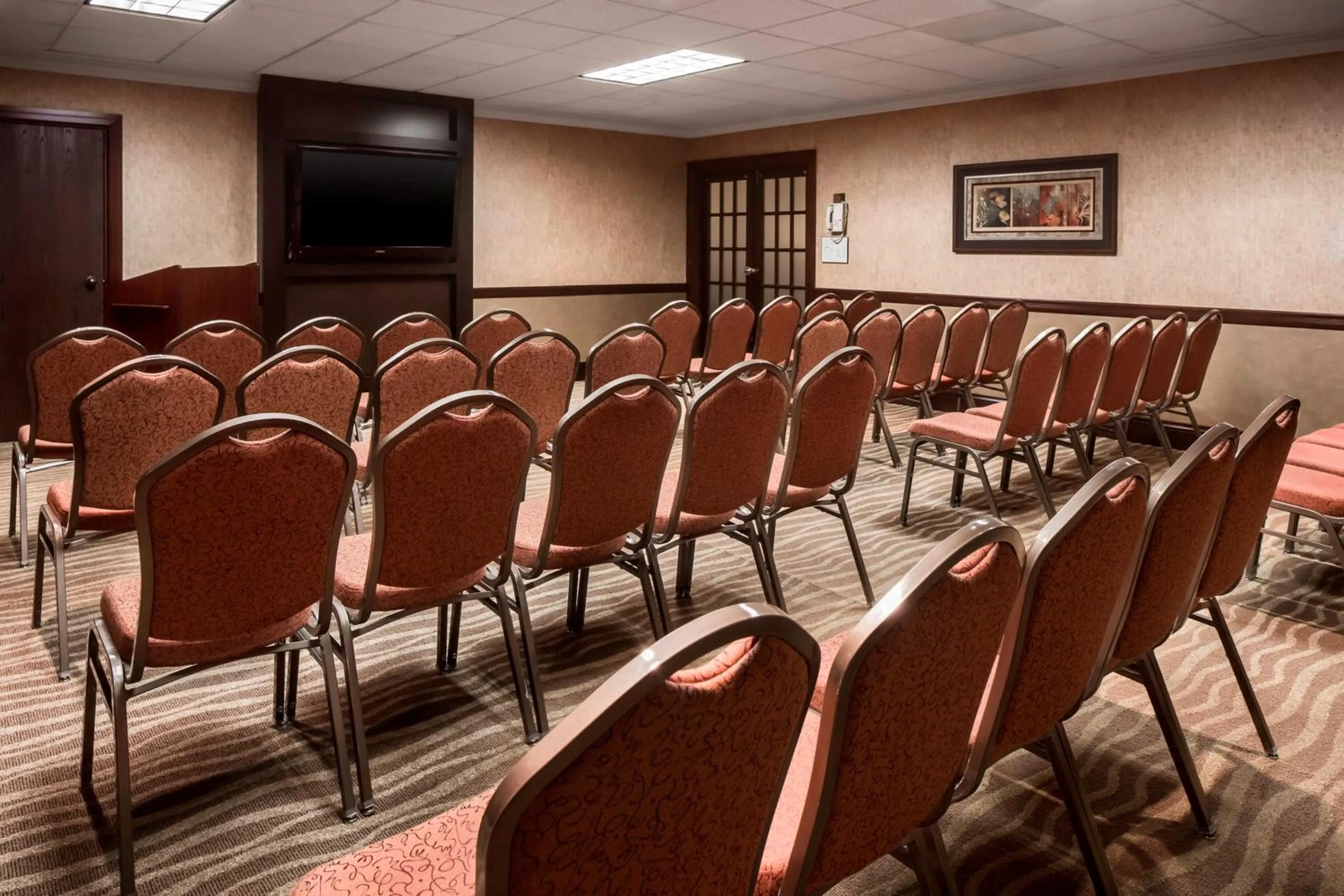 Meeting/conference room in Holiday Inn Dubuque/Galena by IHG