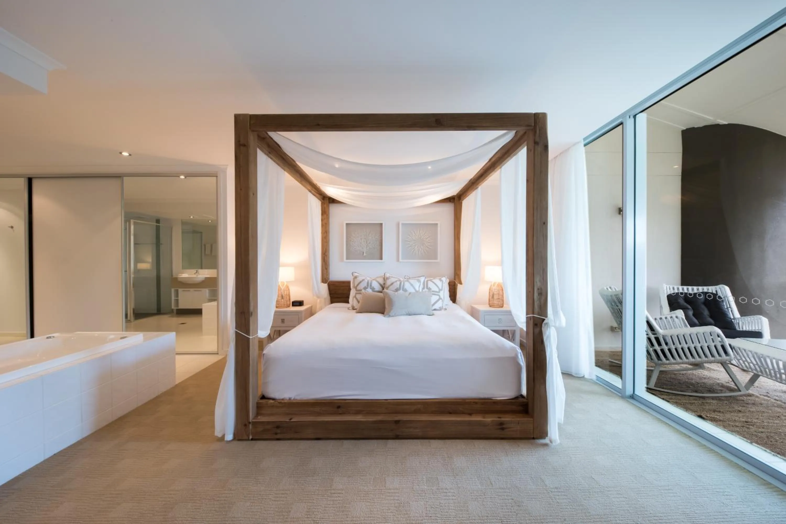 Bedroom, Bed in at Marina Shores