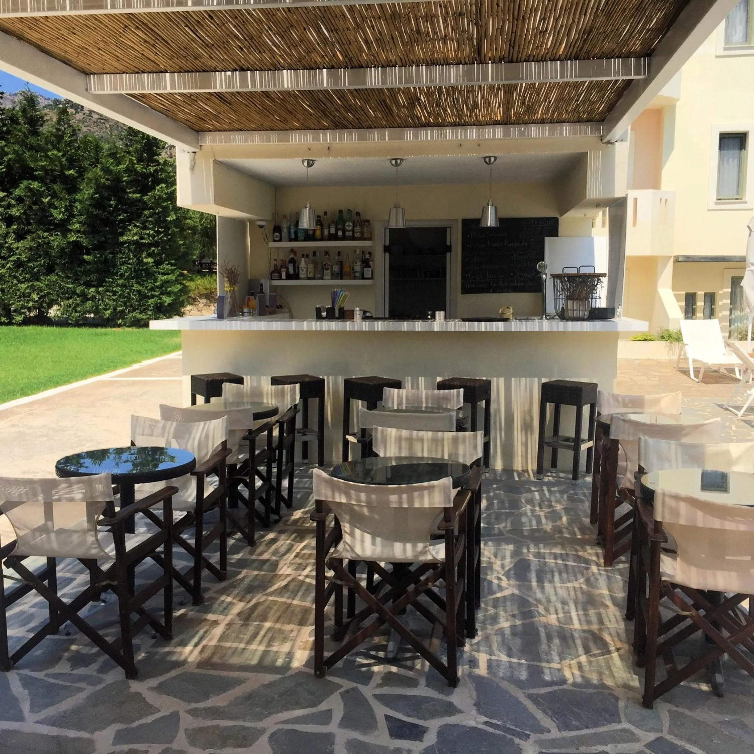 Lounge or bar in Aphrodite Samos Suites