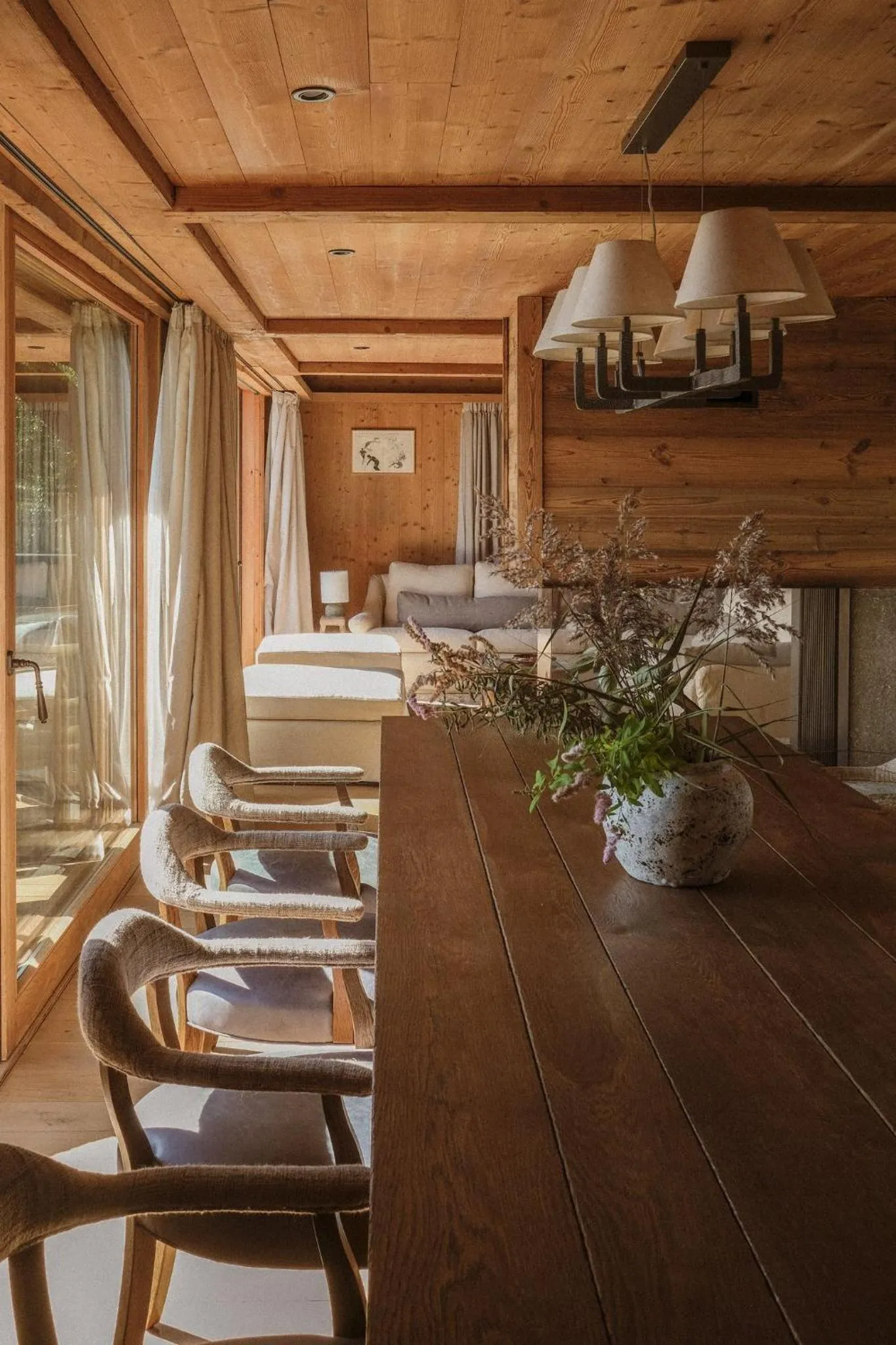 Photo of the whole room in L'Alpaga, a Beaumier hotel