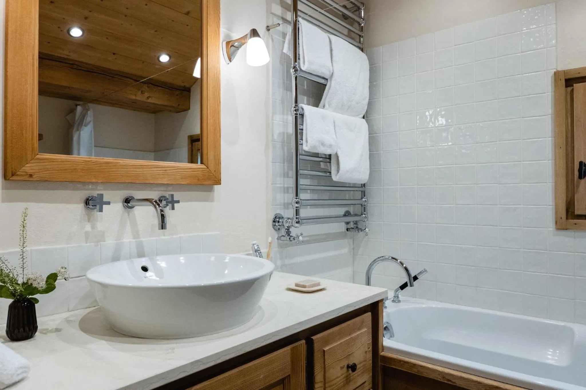 Photo of the whole room in L'Alpaga, a Beaumier hotel