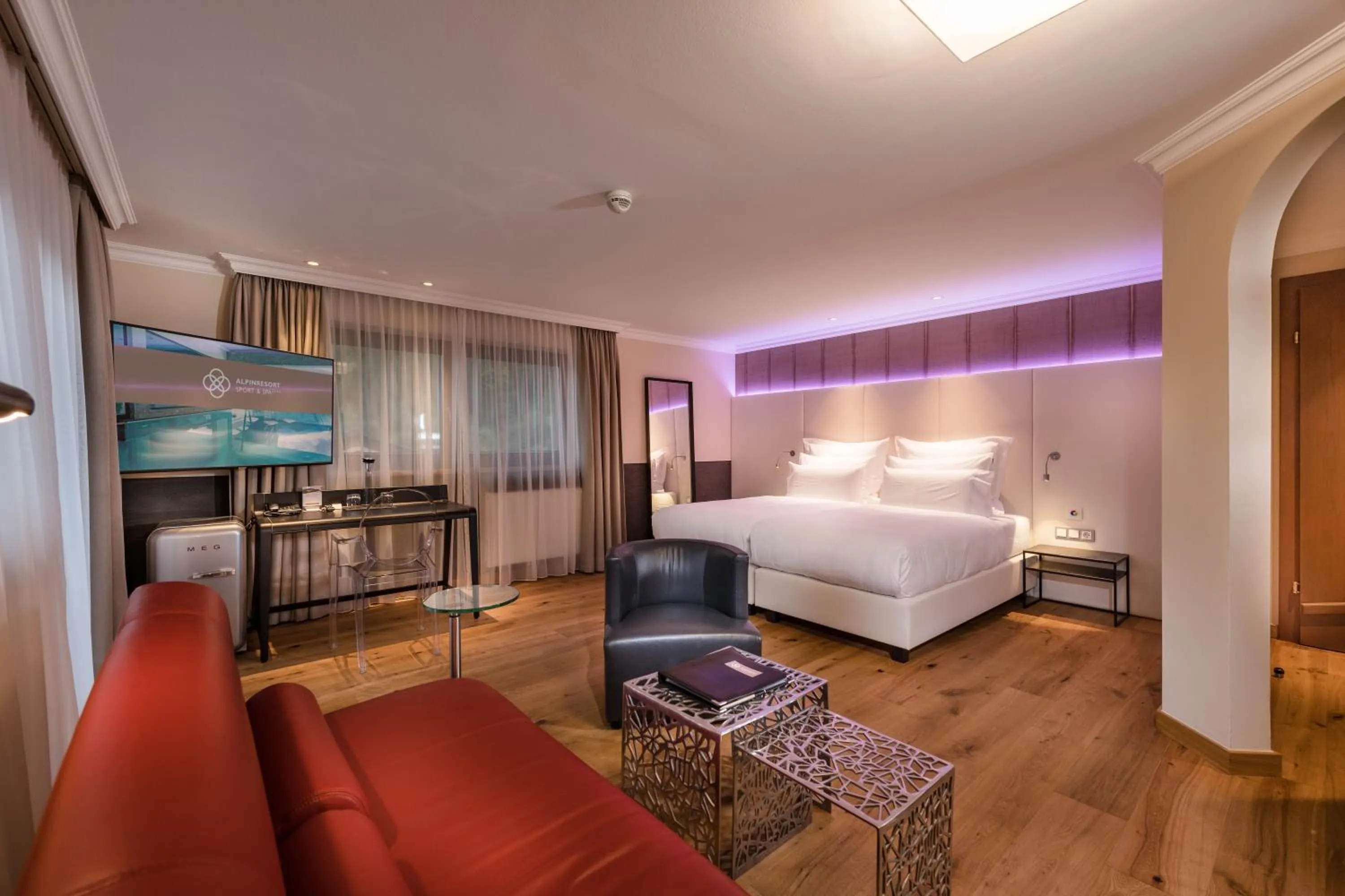 Photo of the whole room, Bed in Alpinresort ValSaa - Sport & Spa