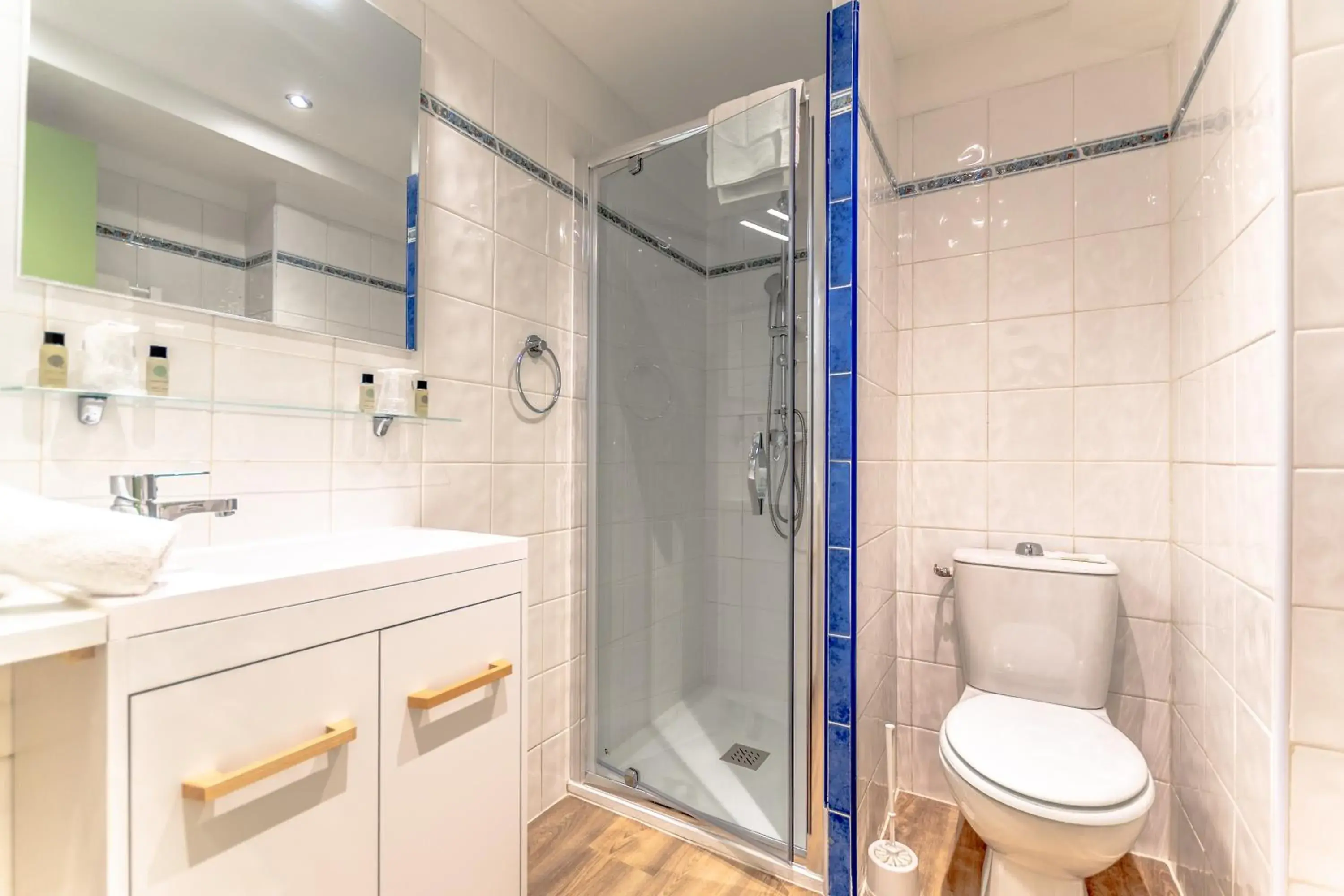 Family Room (2 Adults + 2 Children) in Hotel Provencal Family Room (2 Adults + 2 Children) in Hotel Provencal