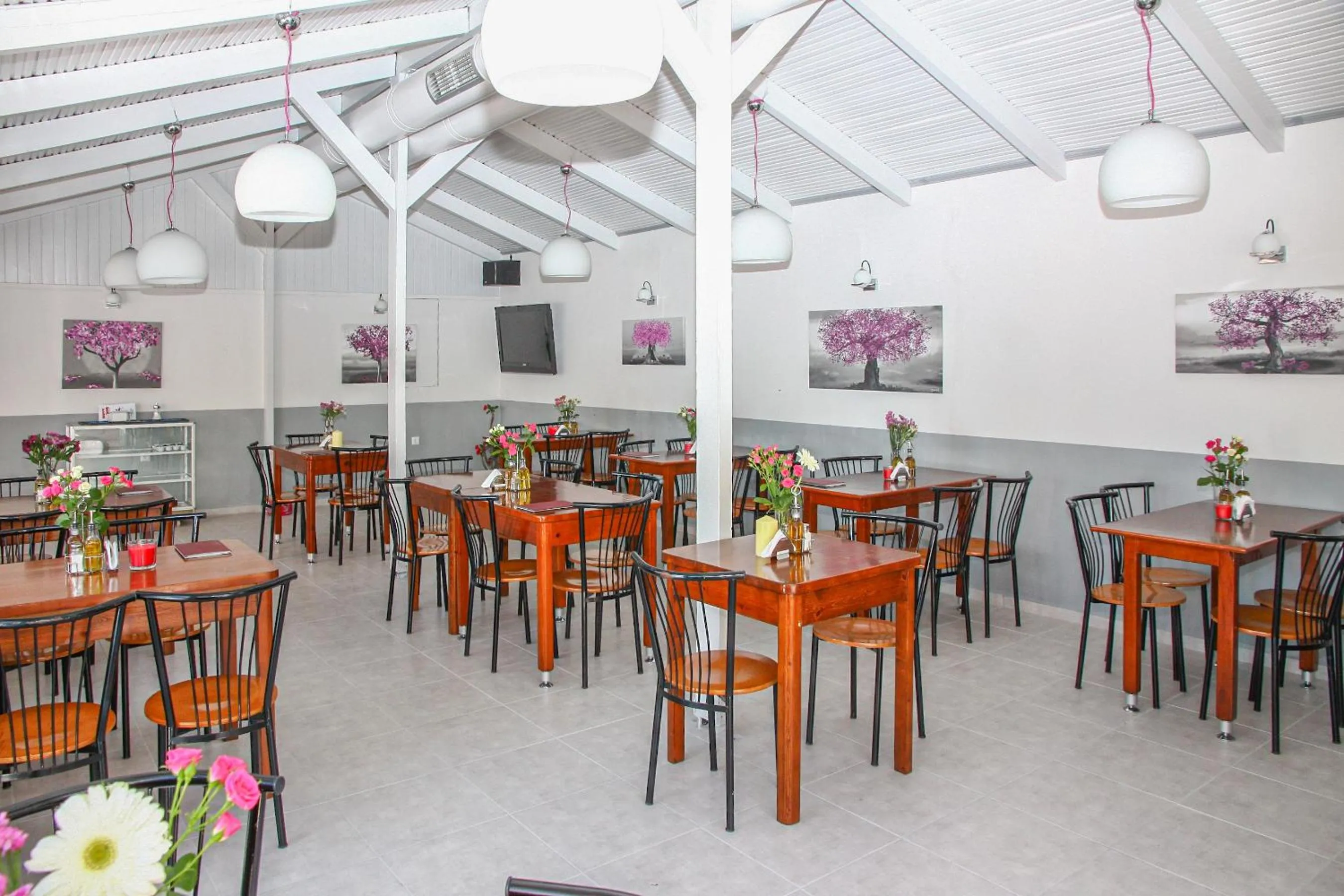 Restaurant/places to eat in Happy Days