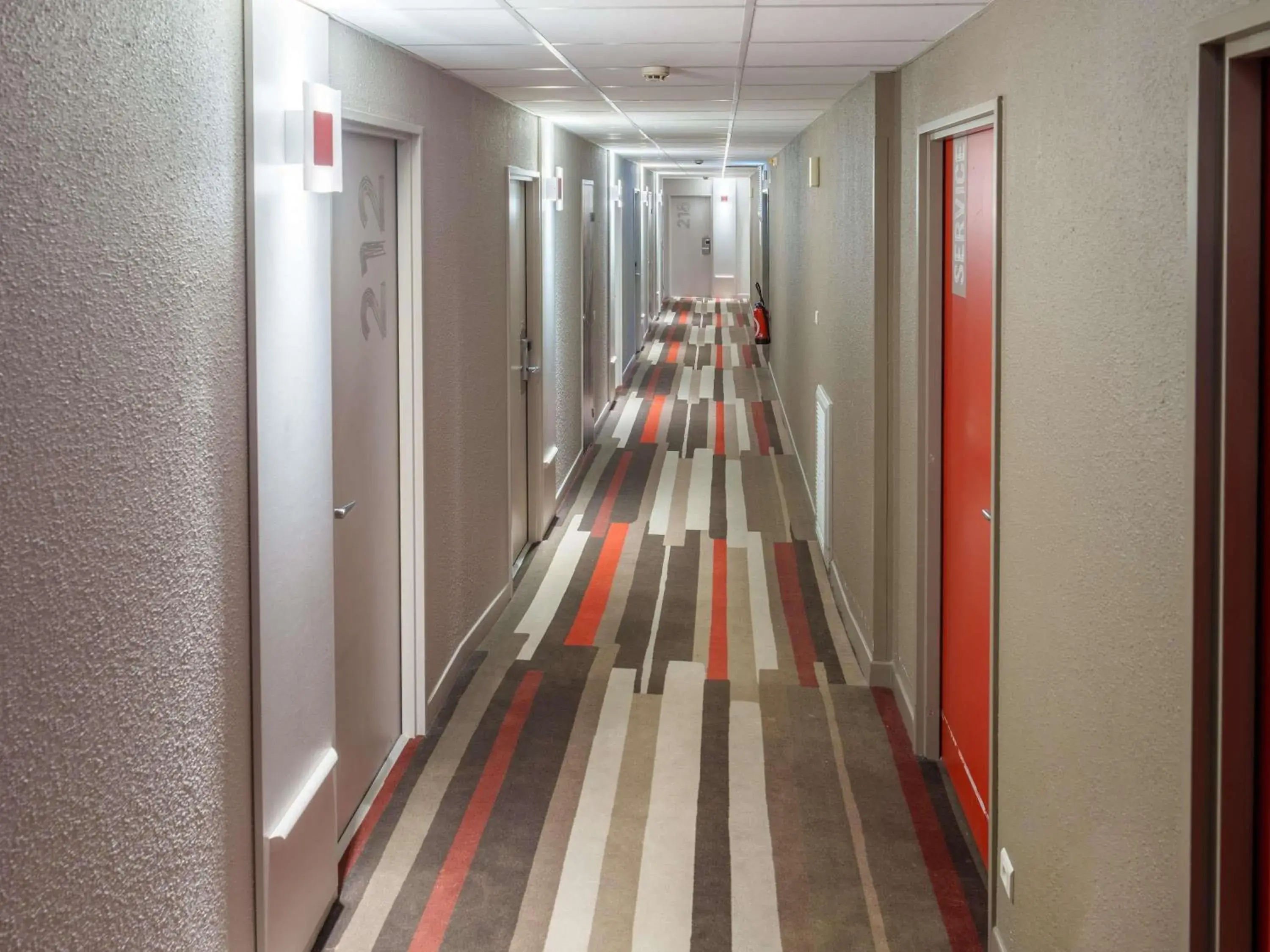 Standard Twin Room in ibis Saint Quentin Basilique Standard Twin Room in ibis Saint Quentin Basilique