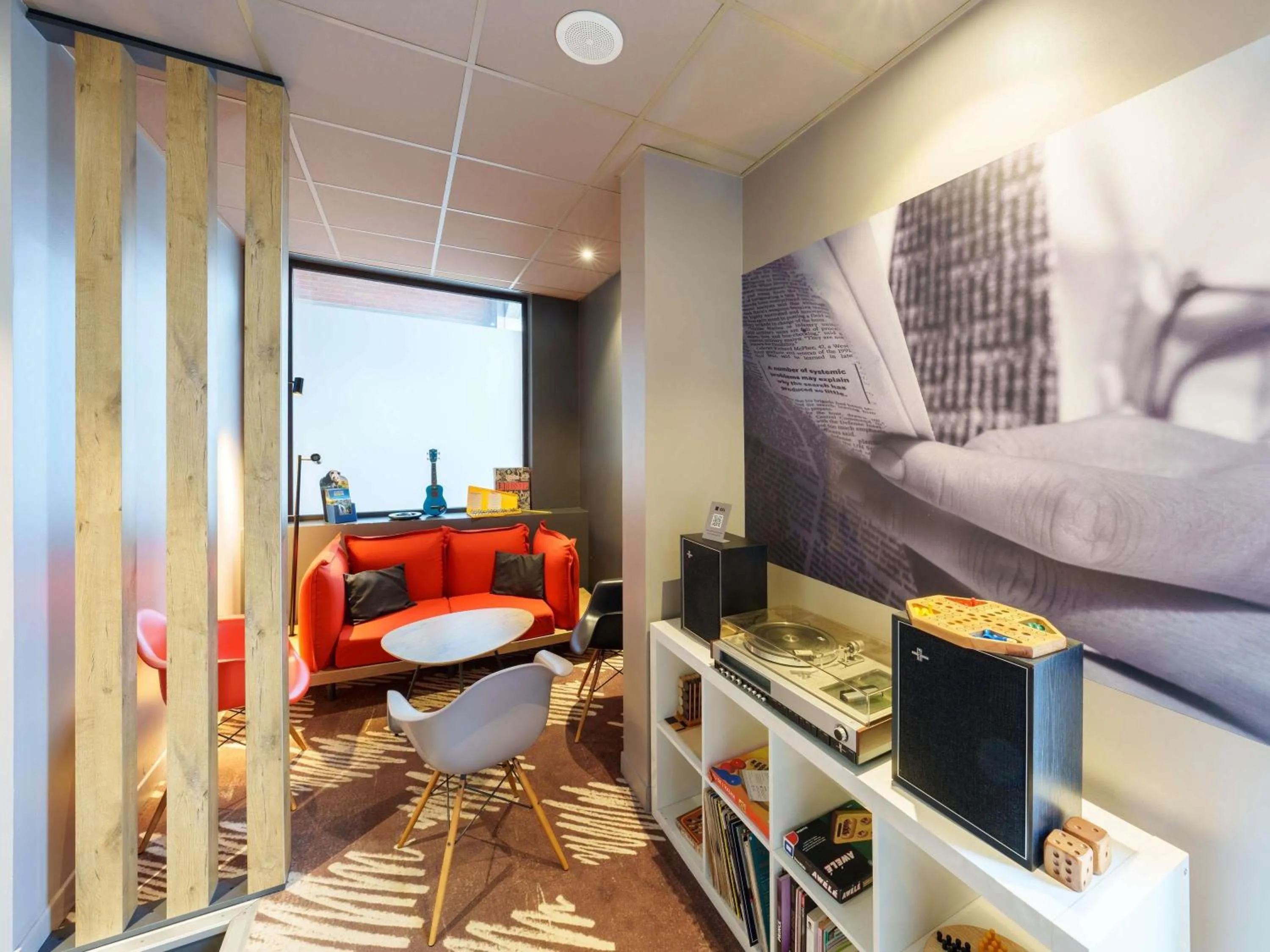 Property building in ibis Saint Quentin Basilique