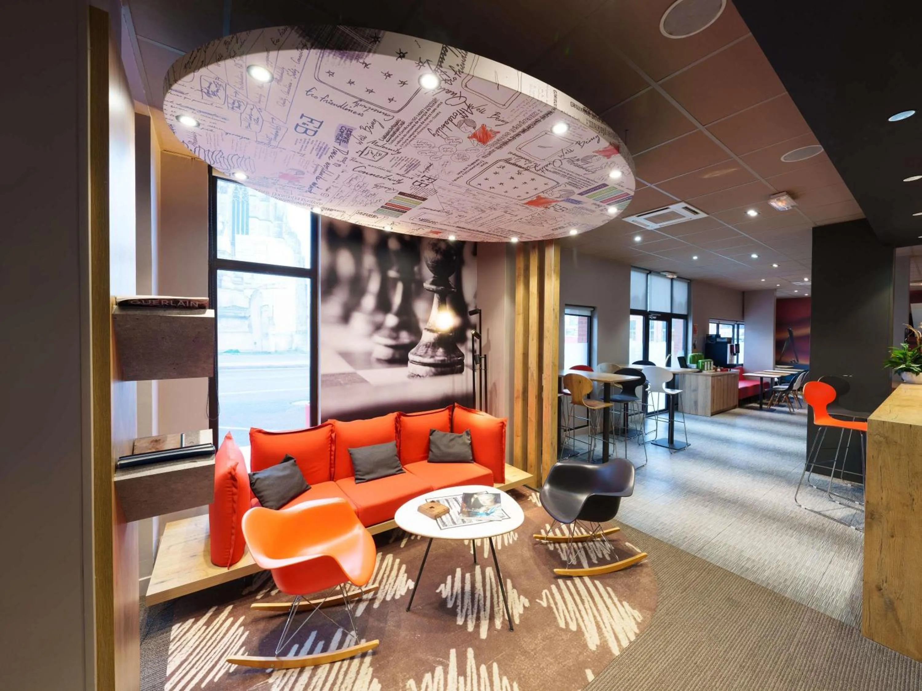 Property building in ibis Saint Quentin Basilique