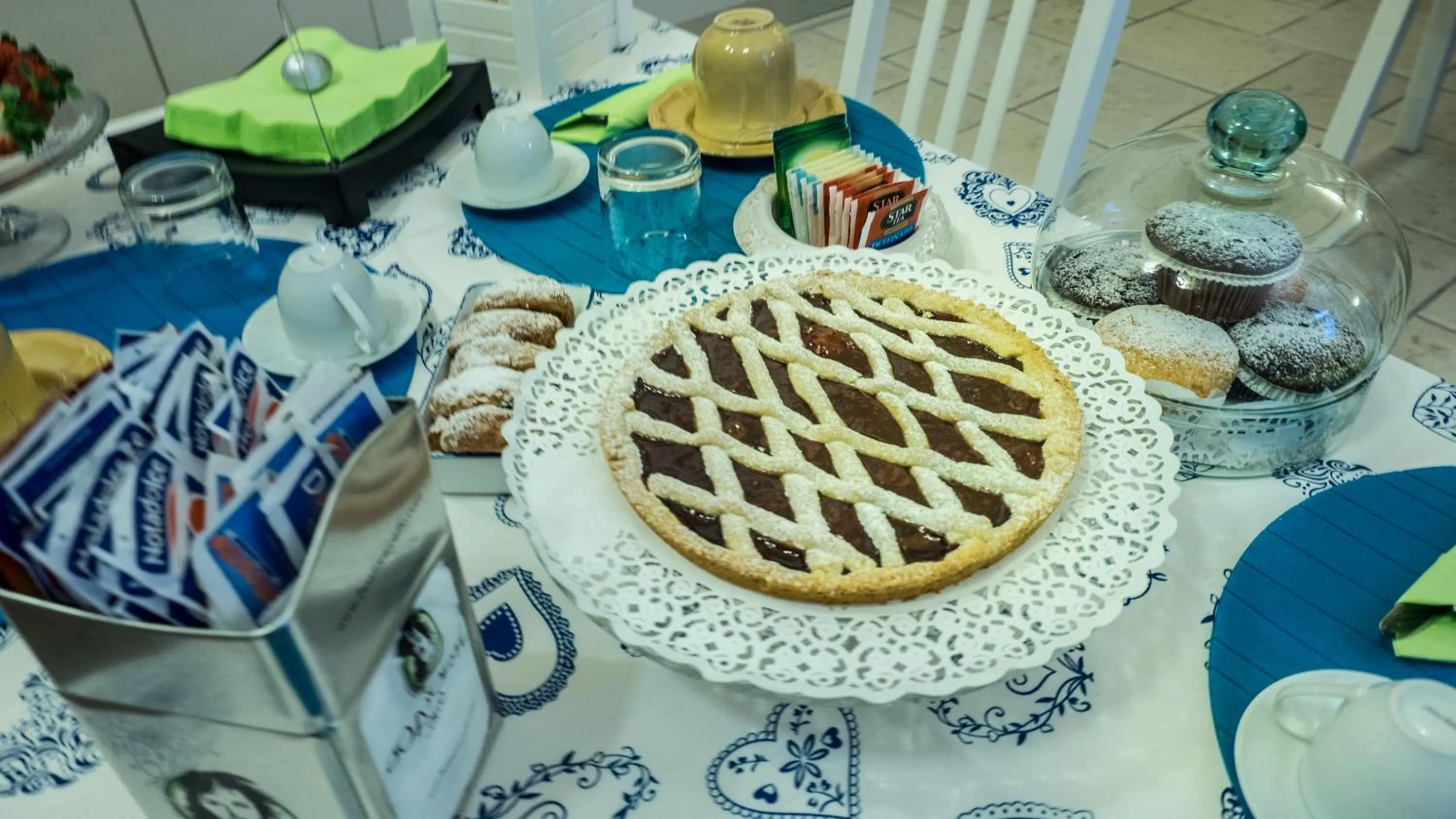 Breakfast in Donna Isabella