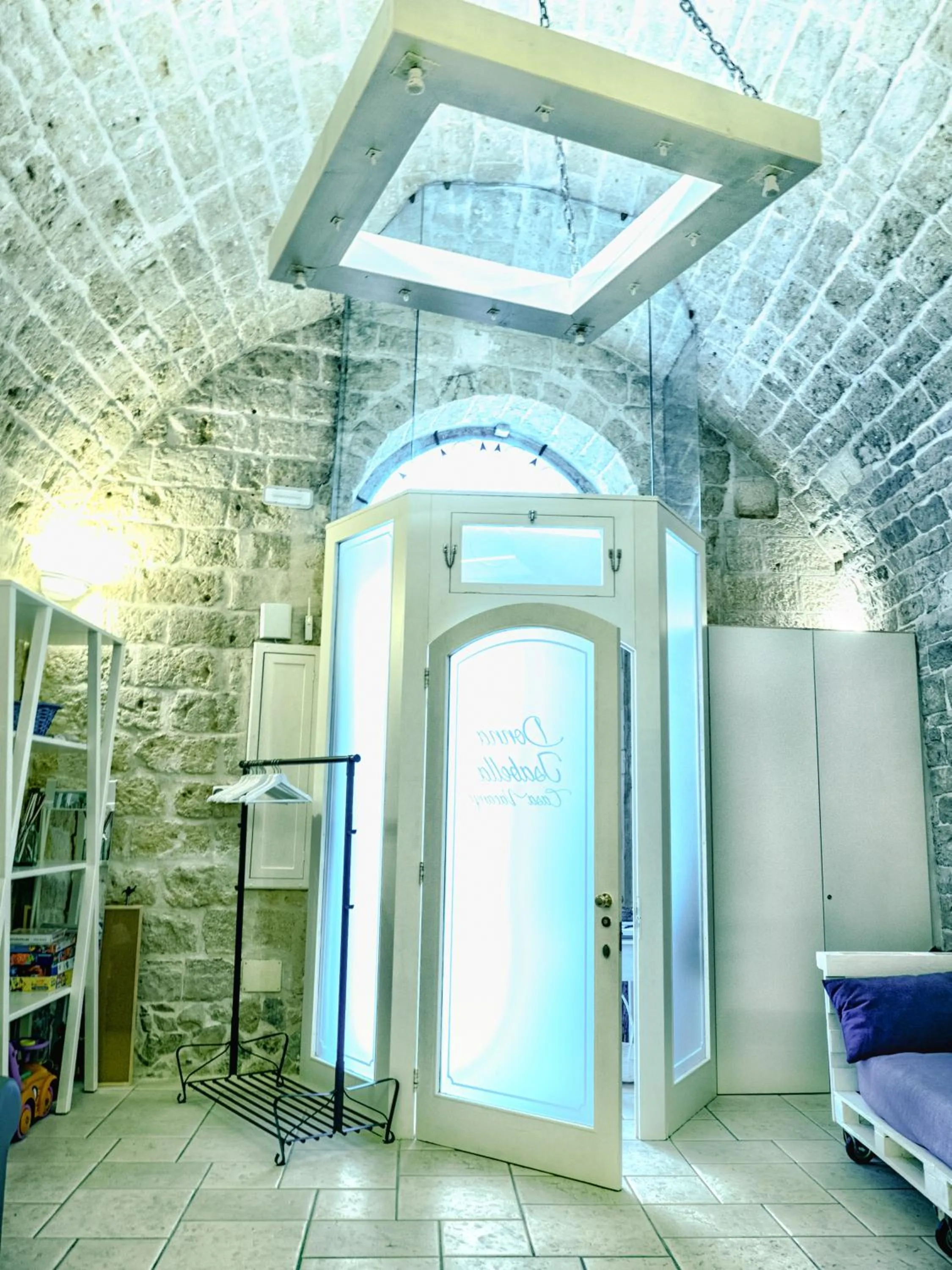 Lobby or reception in Donna Isabella