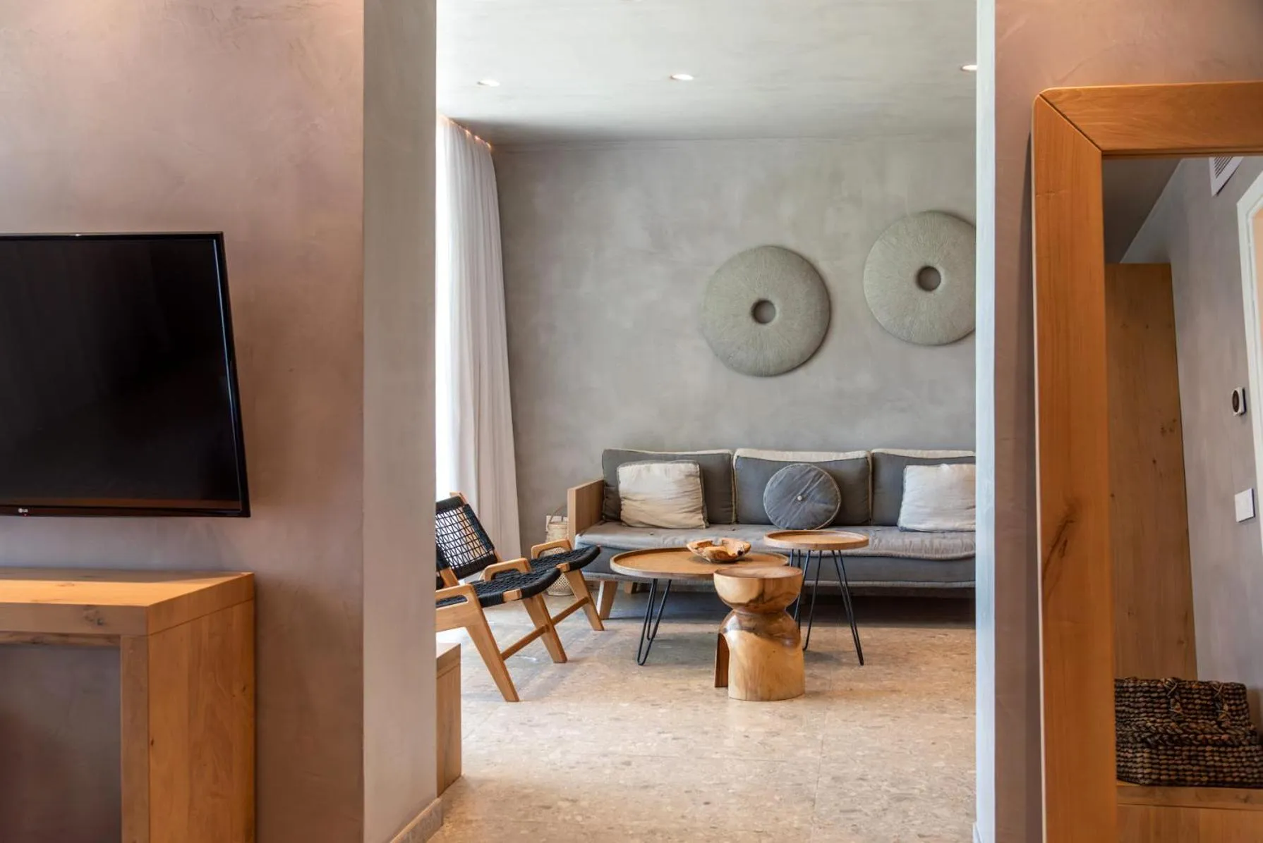 TV and multimedia in Grecian Bay