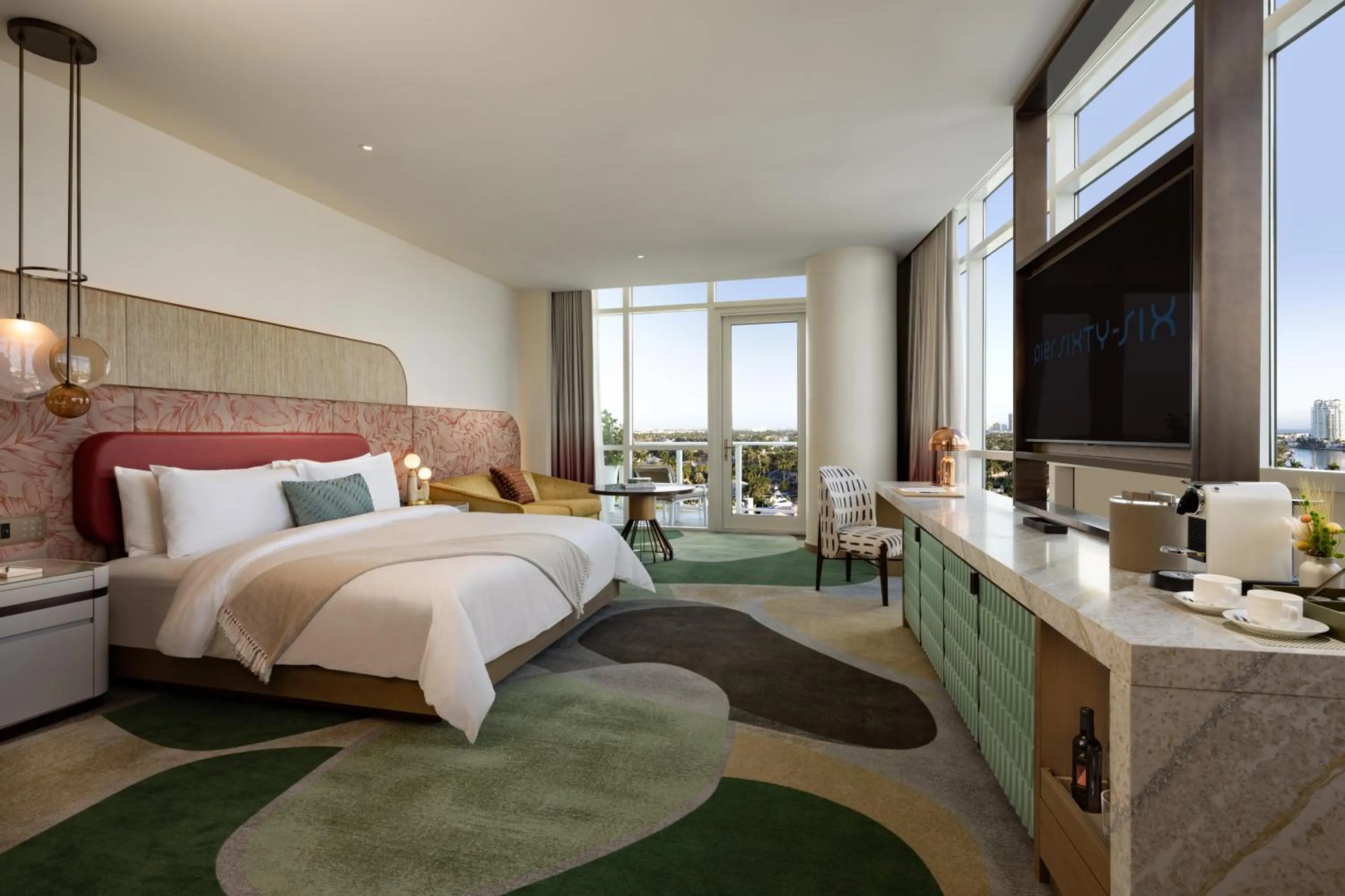 Bed in Pier Sixty-Six