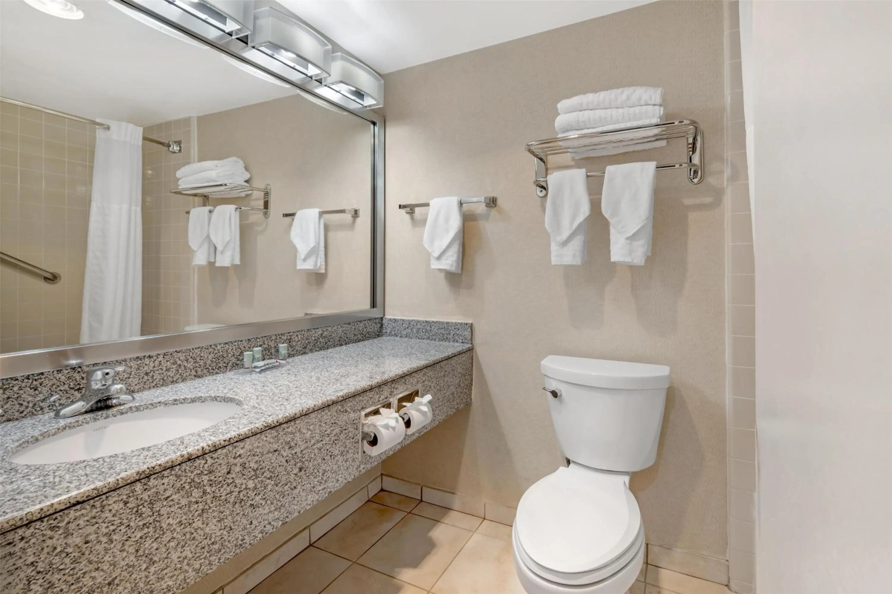 Bathroom in Best Western Manassas