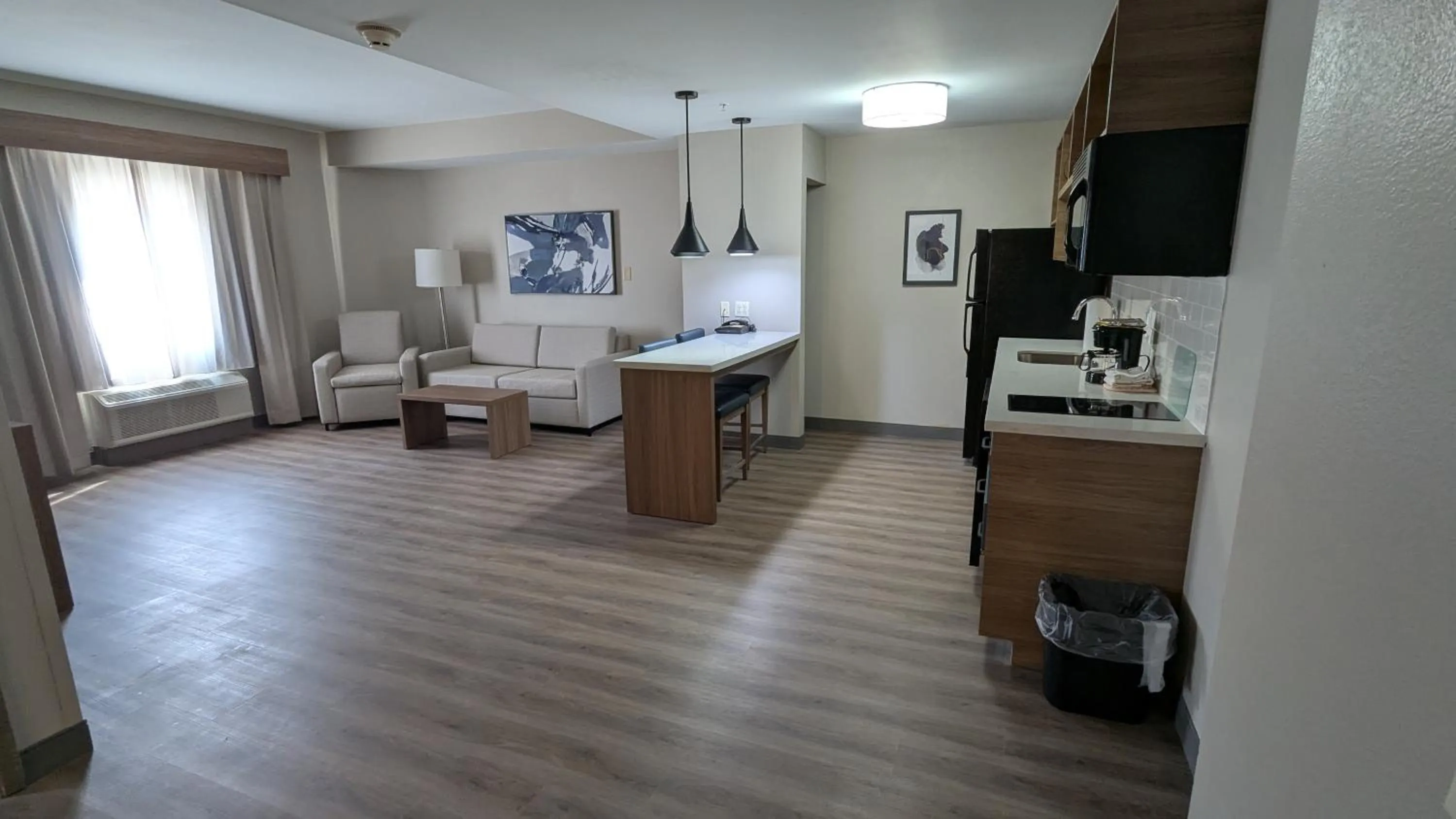 Kitchen or kitchenette in Candlewood Suites Conway by IHG