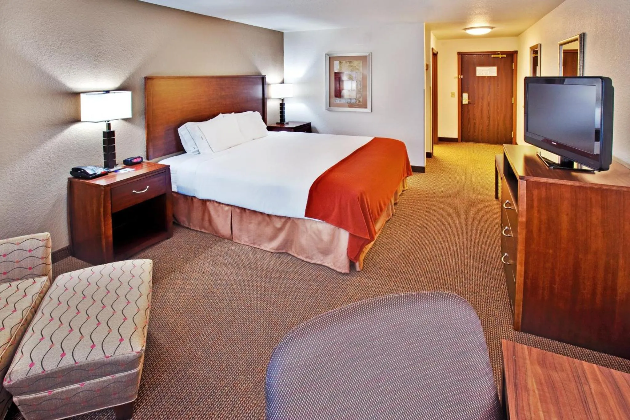 Photo of the whole room, Bed in Holiday Inn Express Hotel & Suites - Dubuque West by IHG
