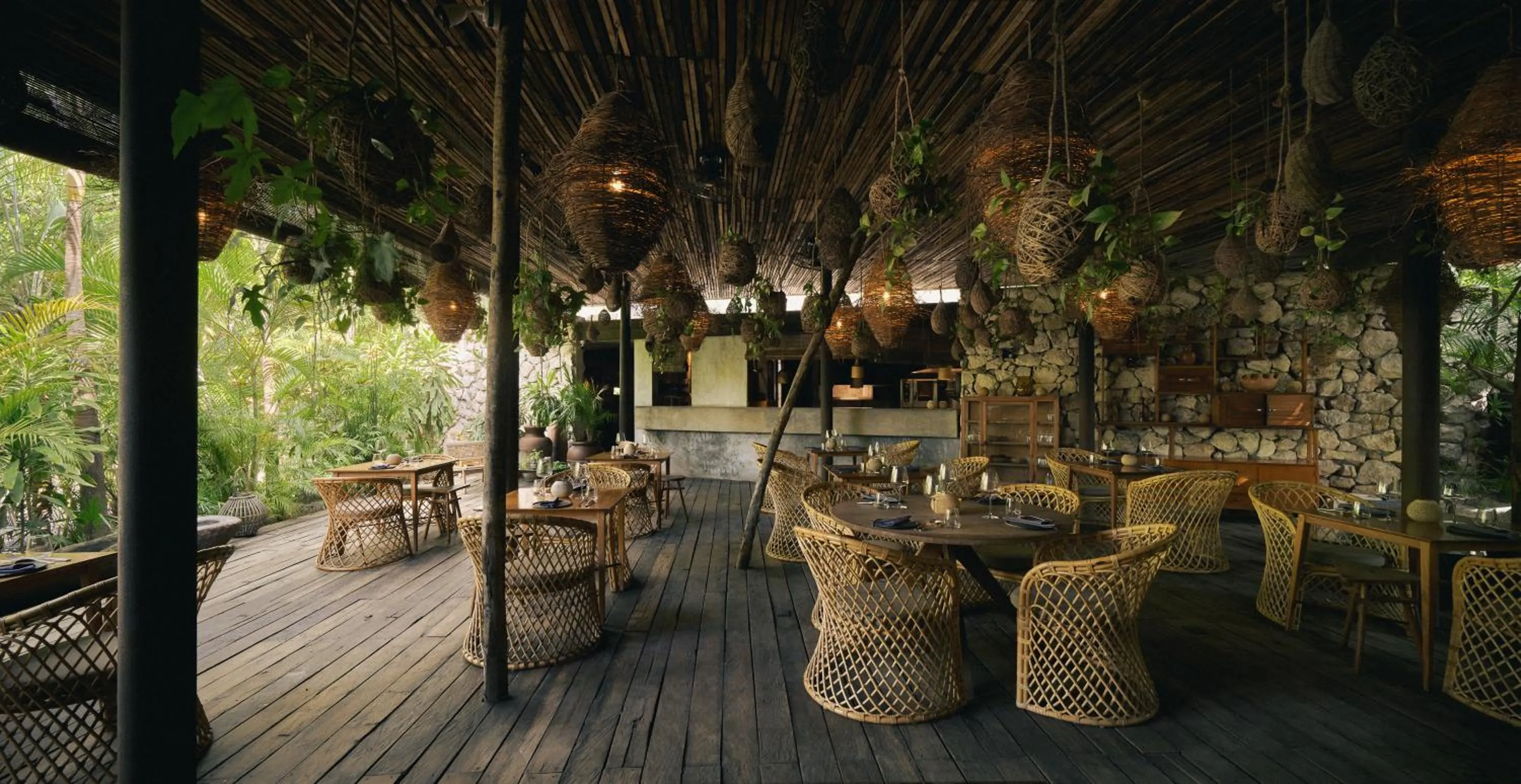 Restaurant/places to eat in BE Destination Tulum