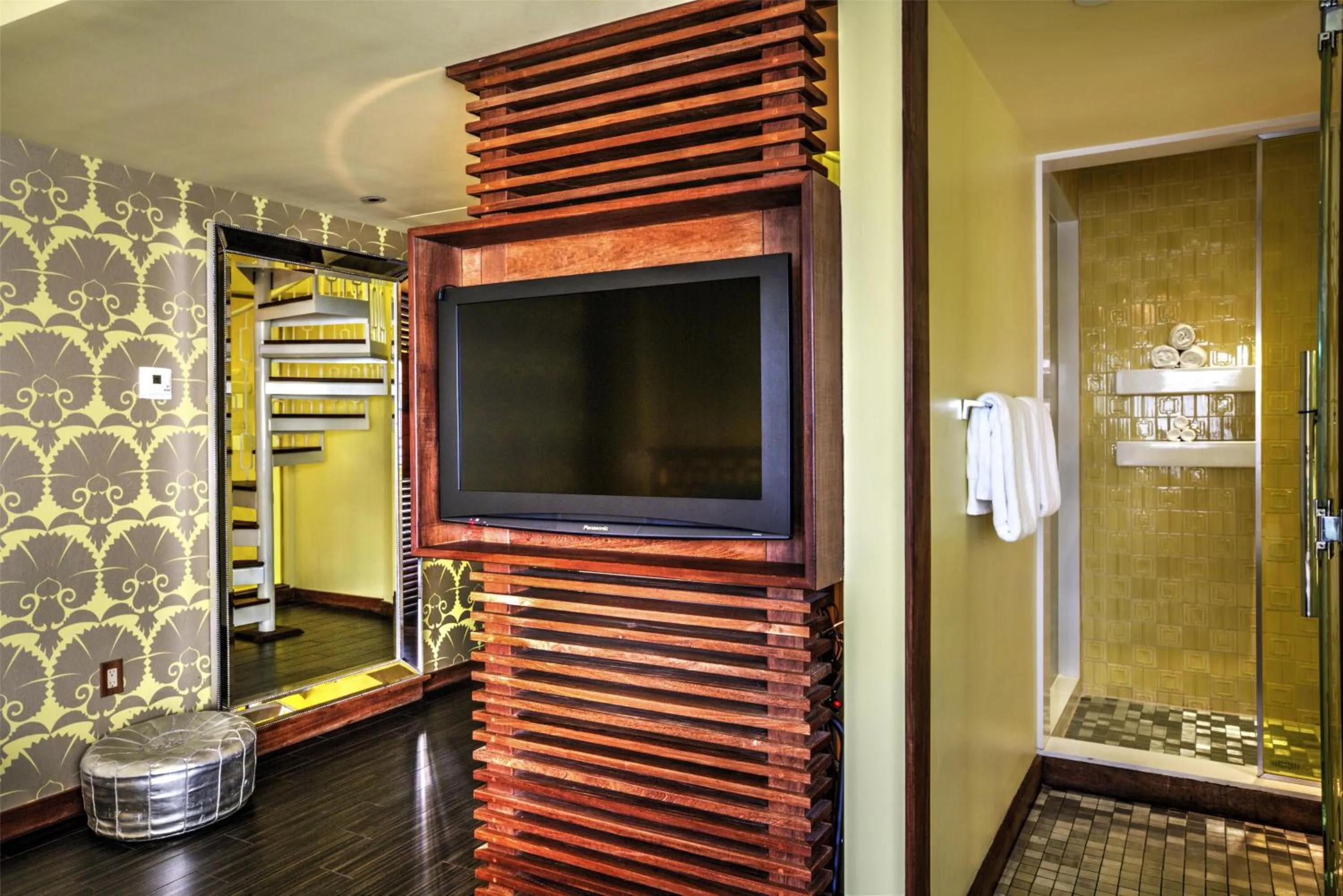 Photo of the whole room in Dream South Beach, by Hyatt