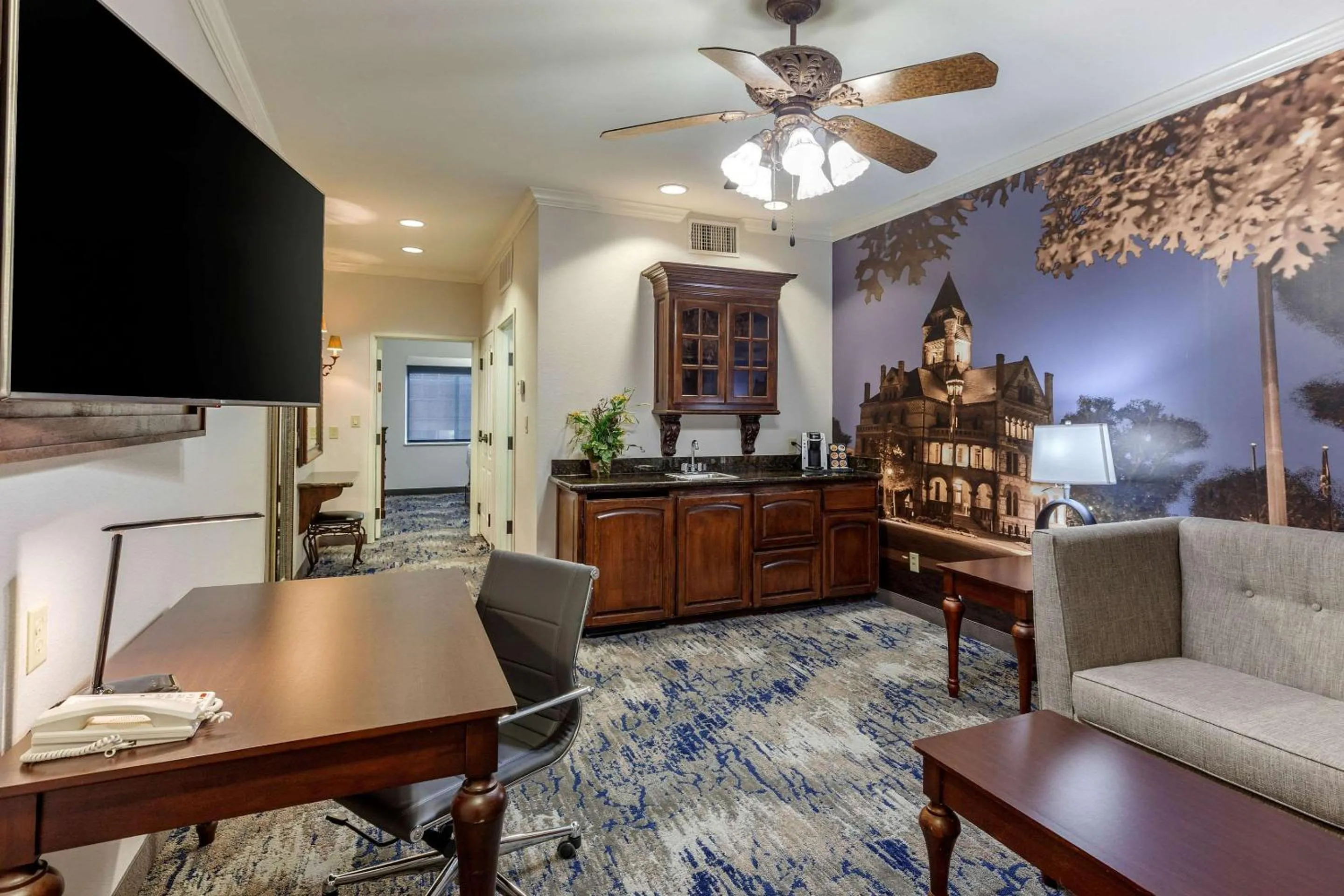 Bedroom in Clarion Pointe Sulphur Springs