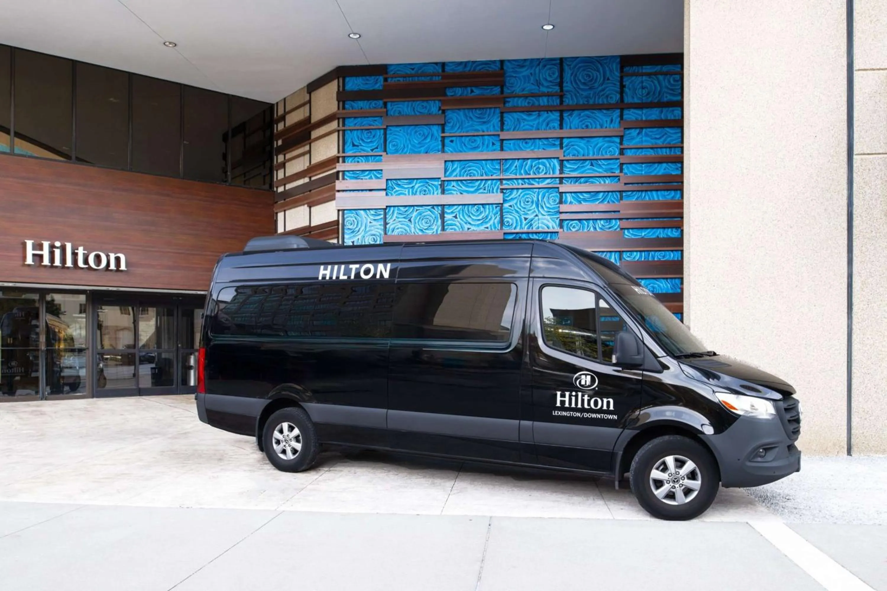 shuttle in Hilton Lexington Downtown