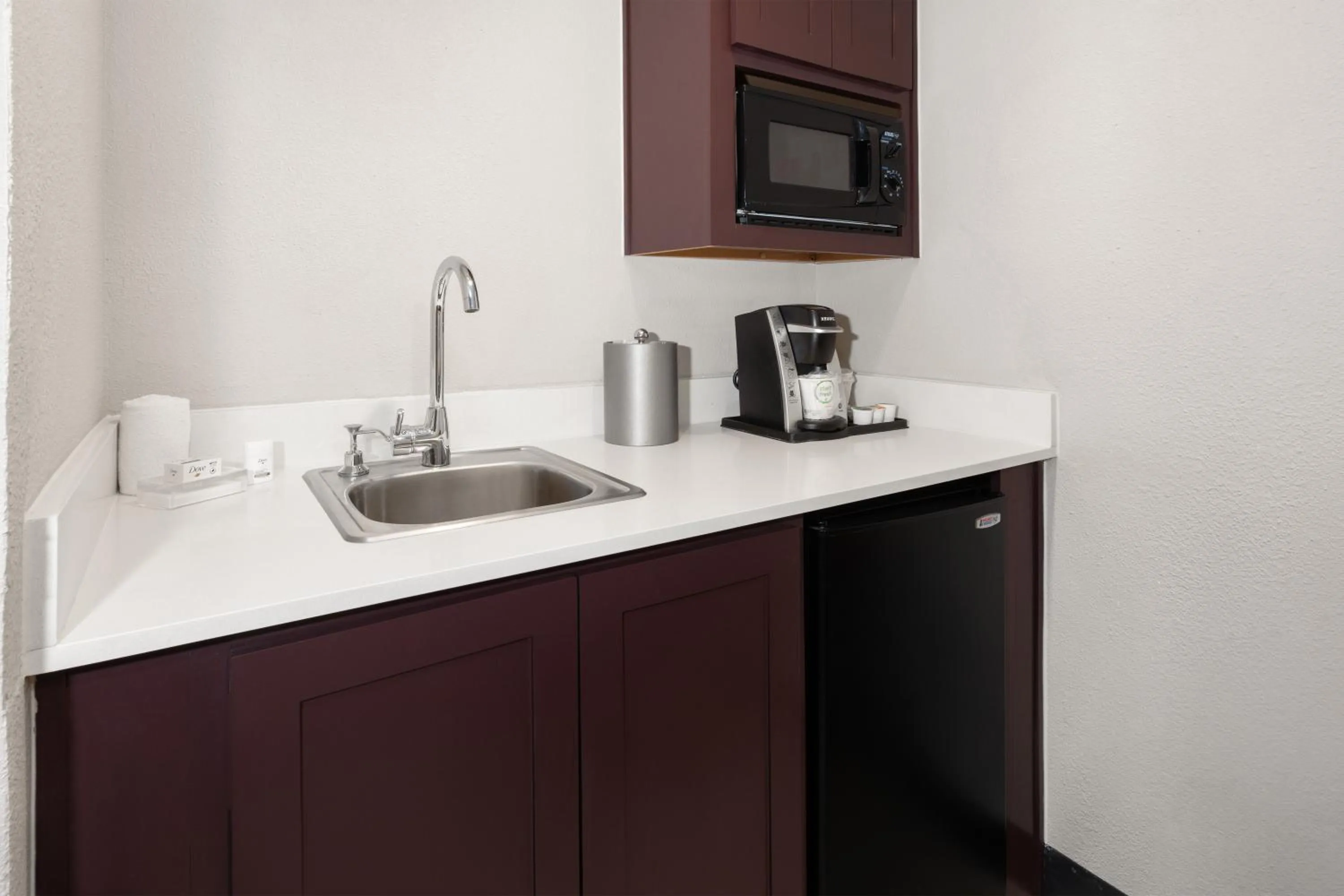 kitchen in Holiday Inn El Paso West – Sunland Park by IHG