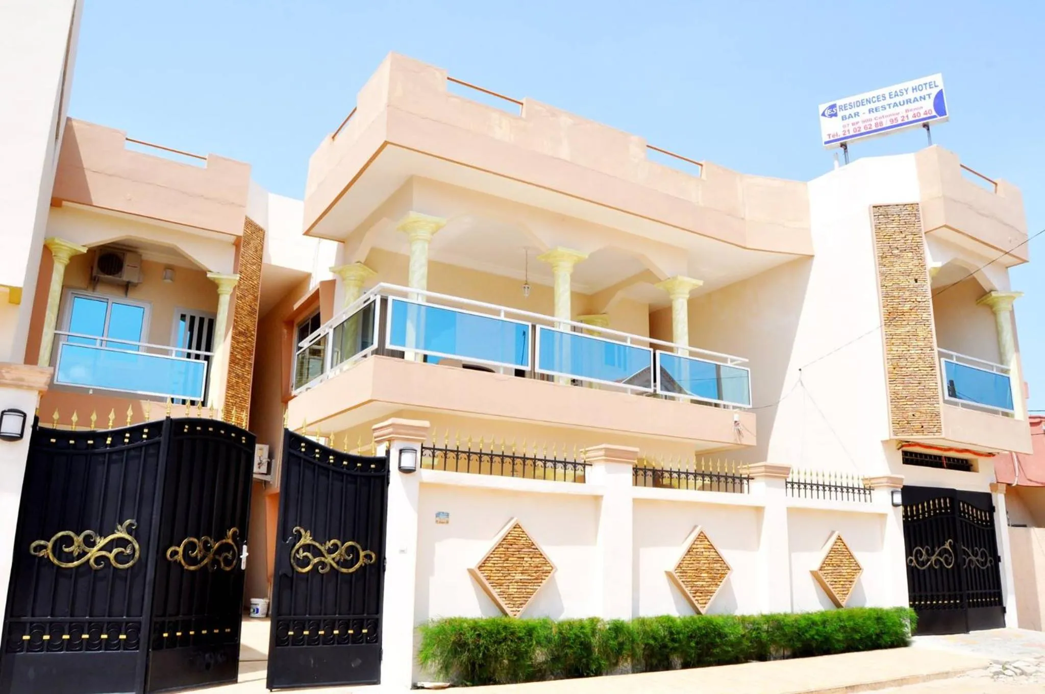 Property building in Hôtels Résidences Easy