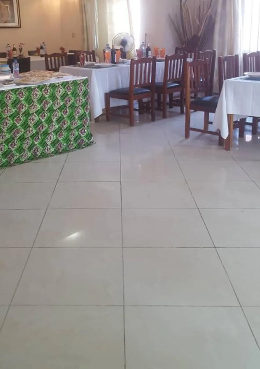 Restaurant/places to eat in Hôtels Résidences Easy