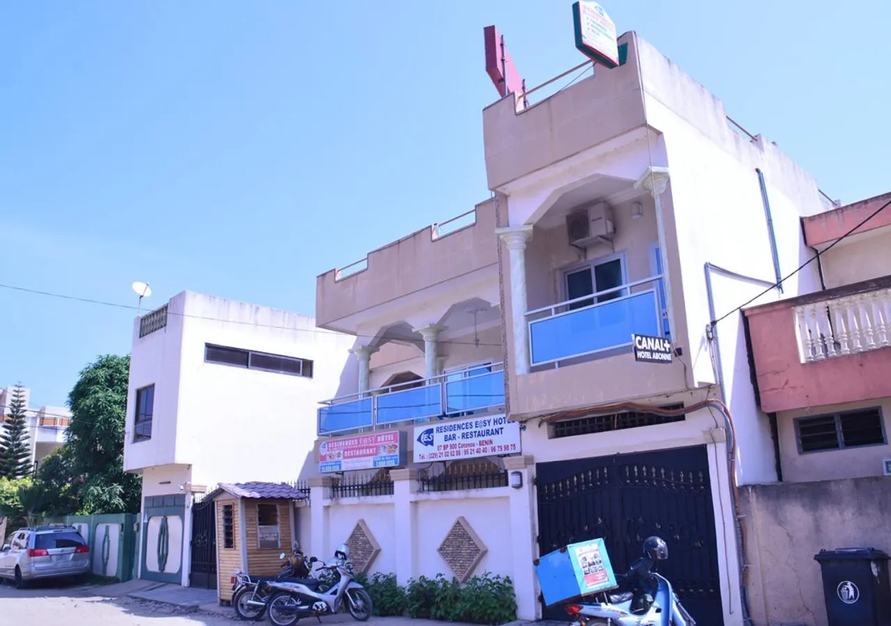 Property building in Hôtels Résidences Easy