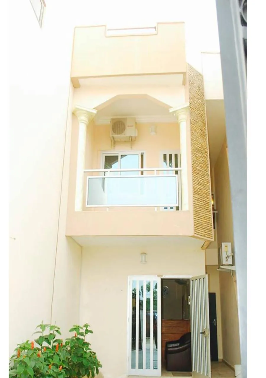 Facade/entrance in Hôtels Résidences Easy