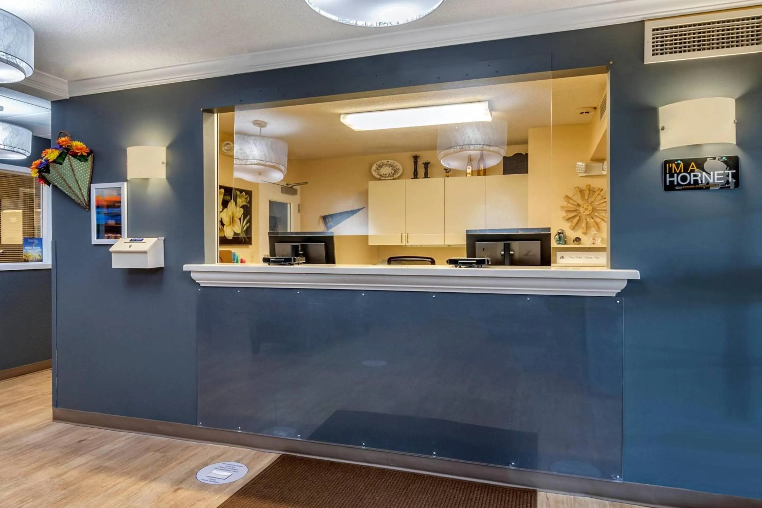 Lobby or reception in MainStay Suites Emporia