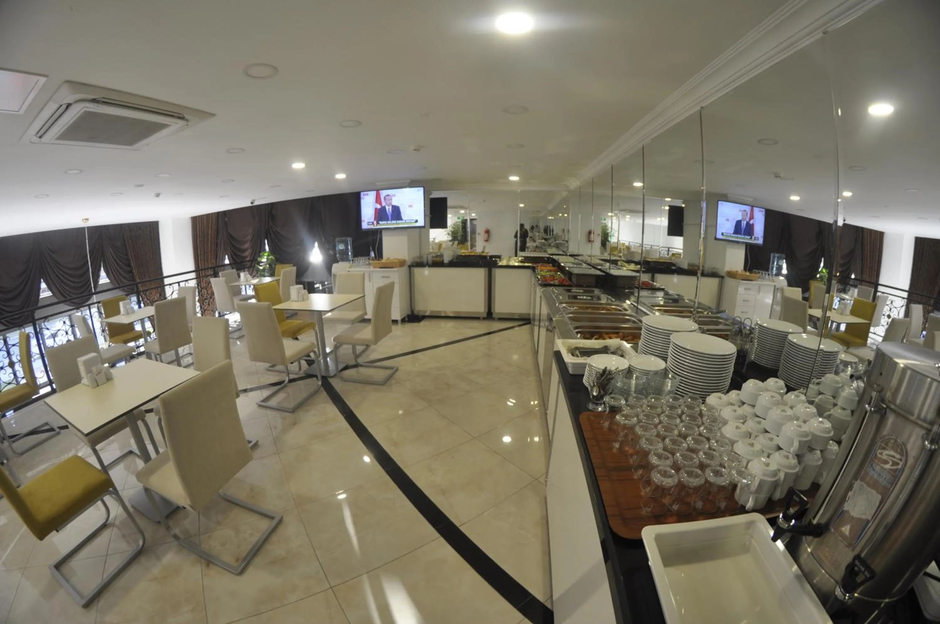 Restaurant/places to eat in Ozyigit Otel