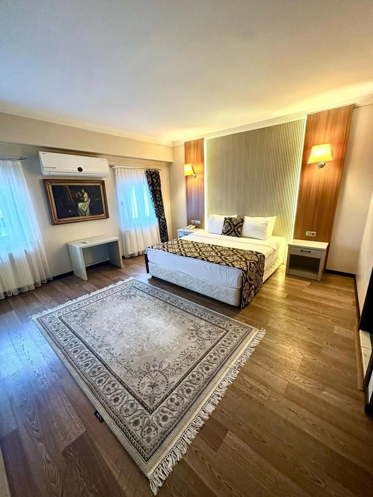 Bed in Saylamlar Hotel