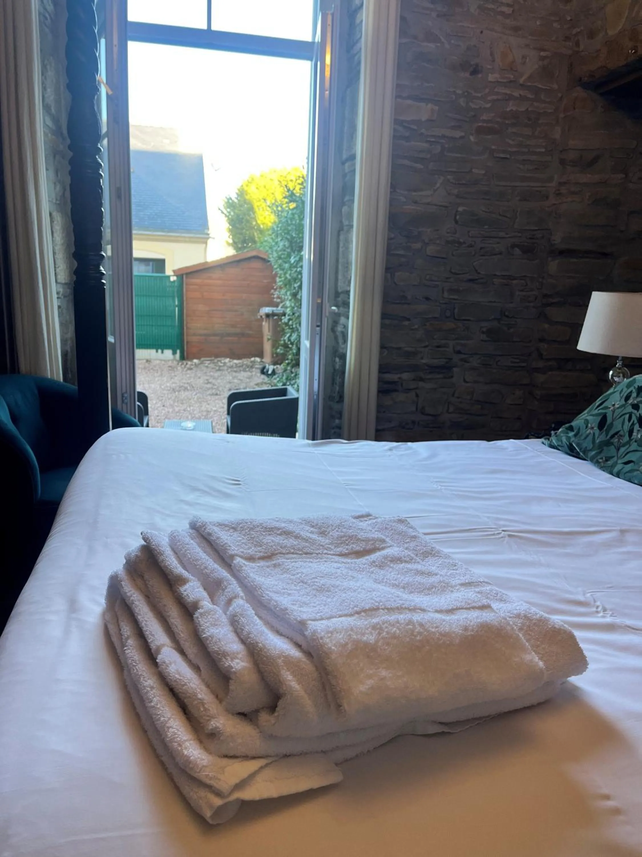 Bed in Hôtel de Bretagne