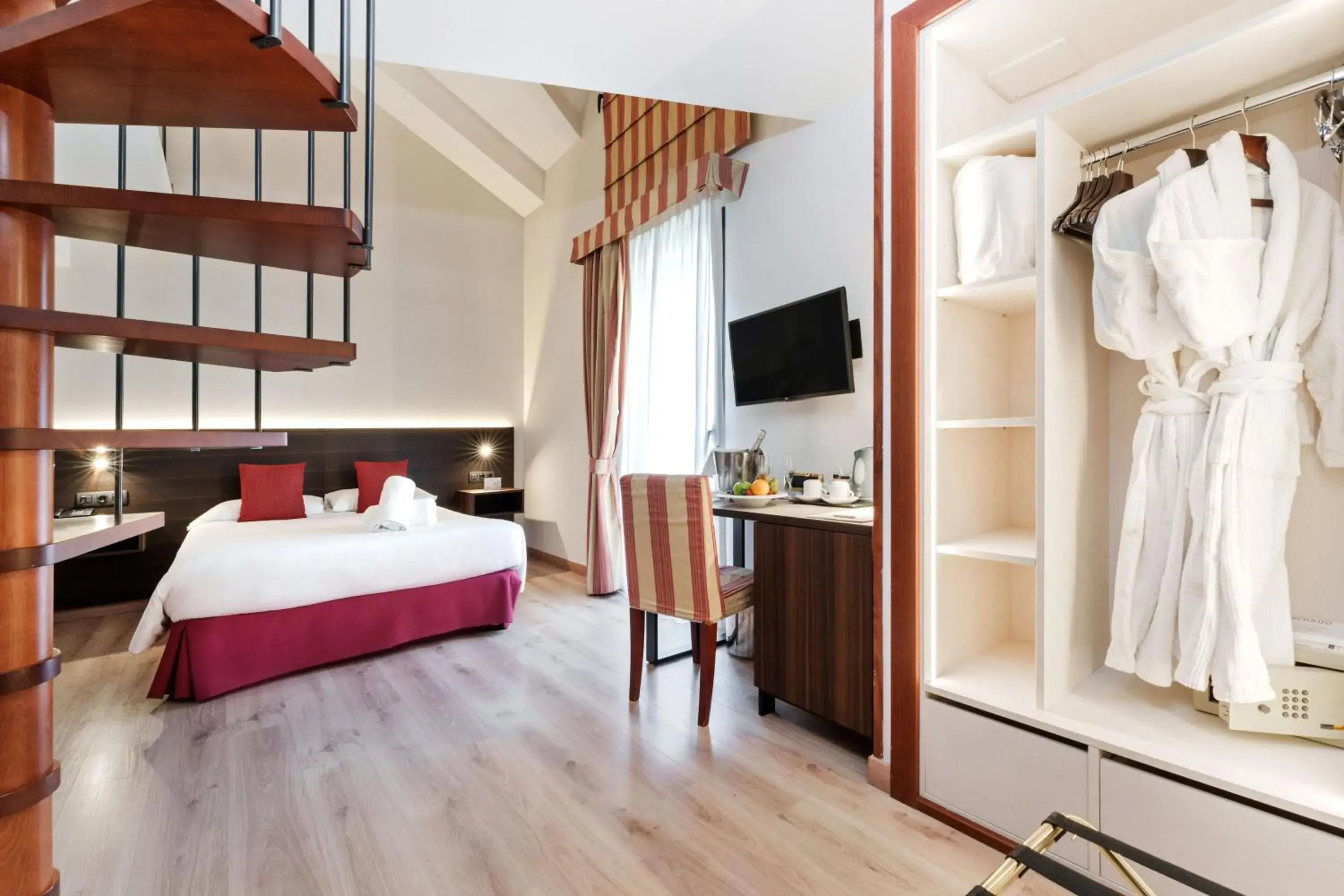 Superior Suite in Hotel Spa Termes Carlemany Superior Suite in Hotel Spa Termes Carlemany