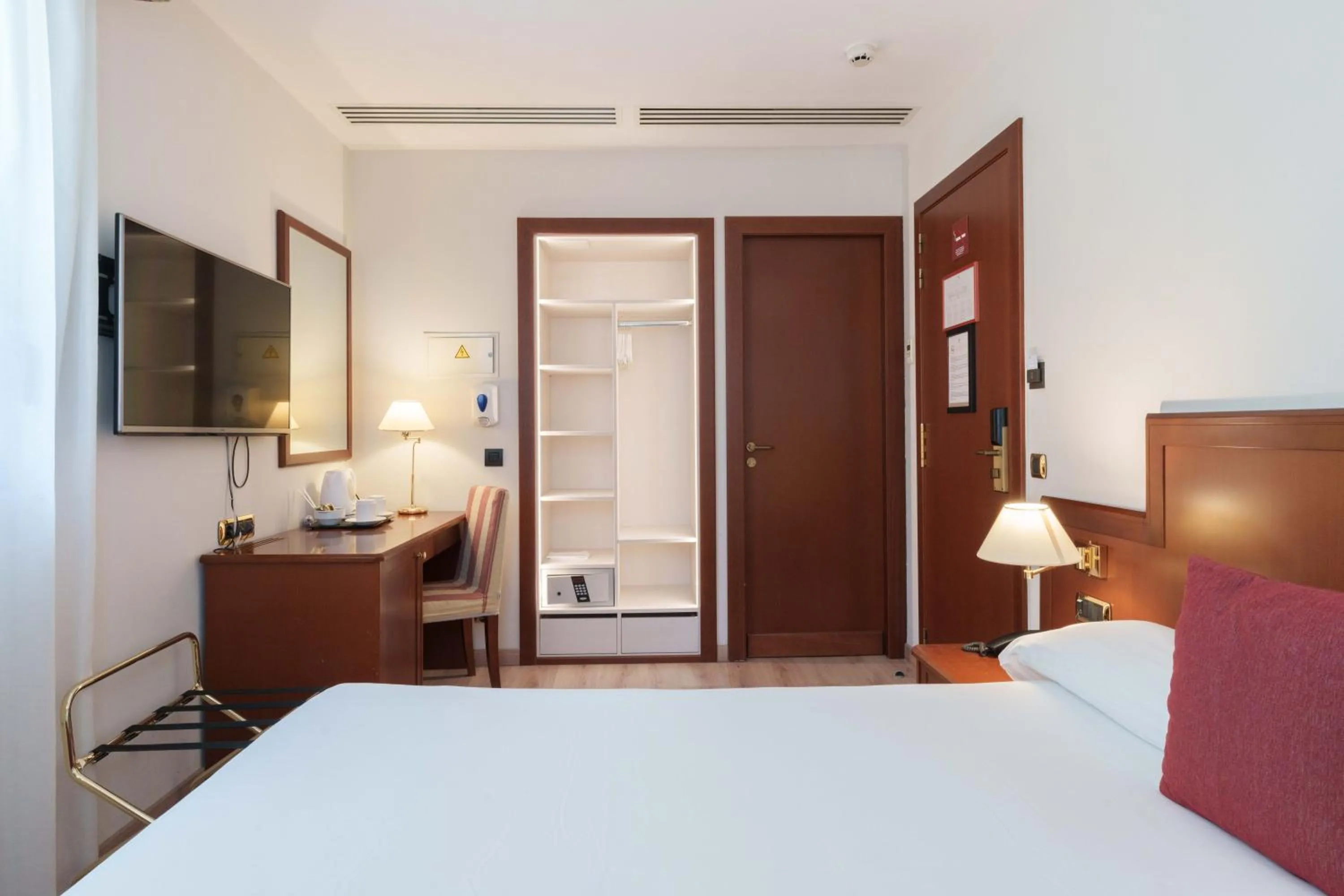 TV and multimedia, Bed in Hotel Spa Termes Carlemany