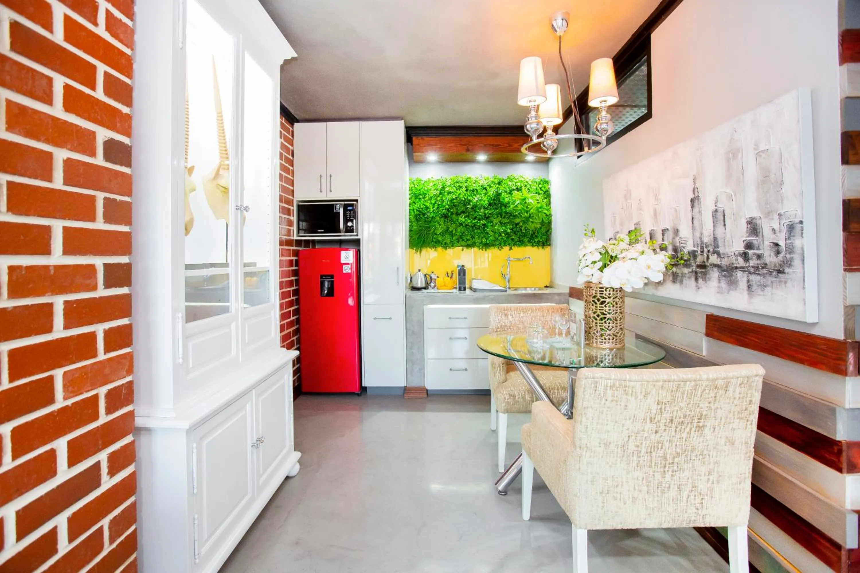 Seating area in Wilderness Waters Boutique Suites - Adults Only