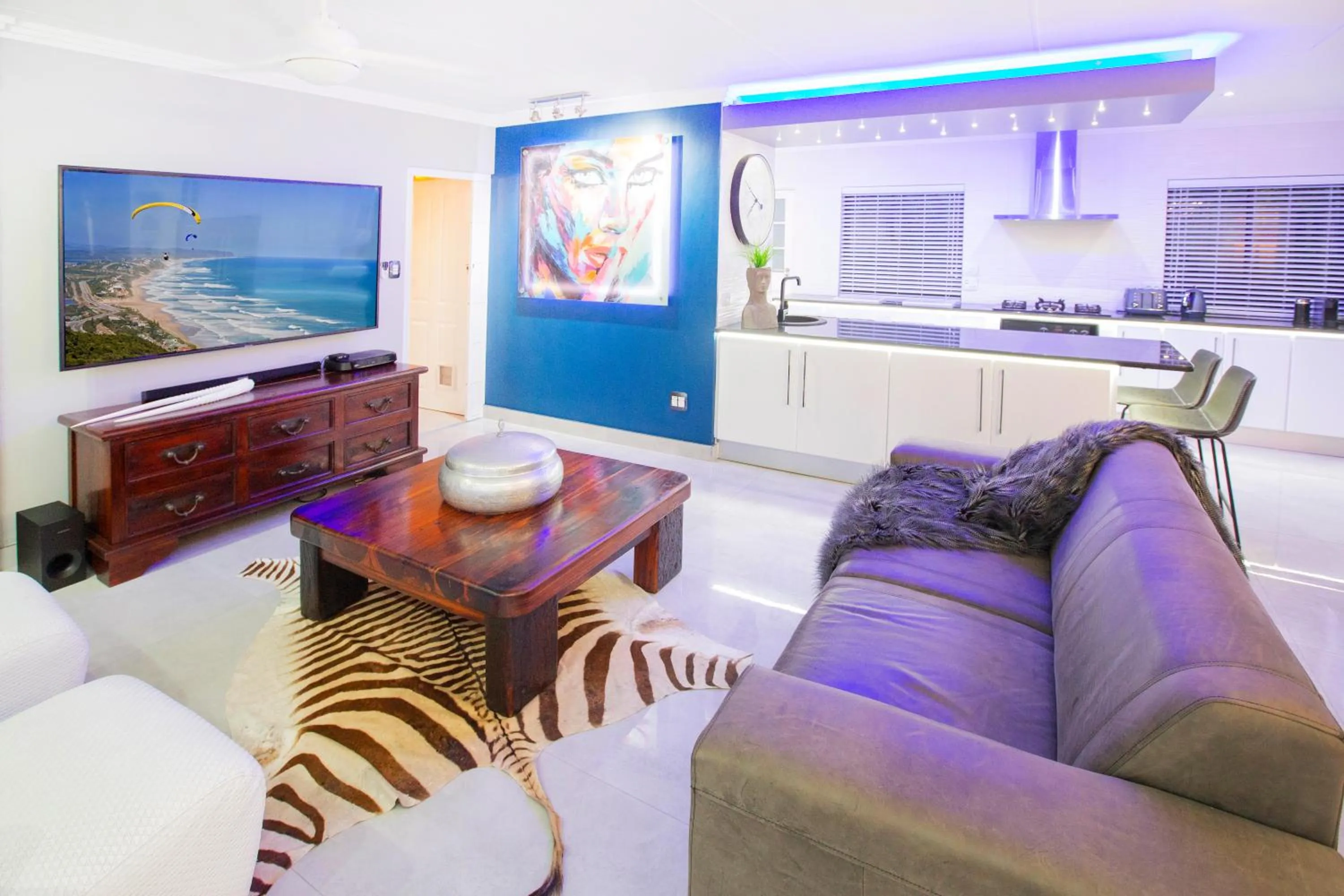 Kitchen or kitchenette in Wilderness Waters Boutique Suites - Adults Only