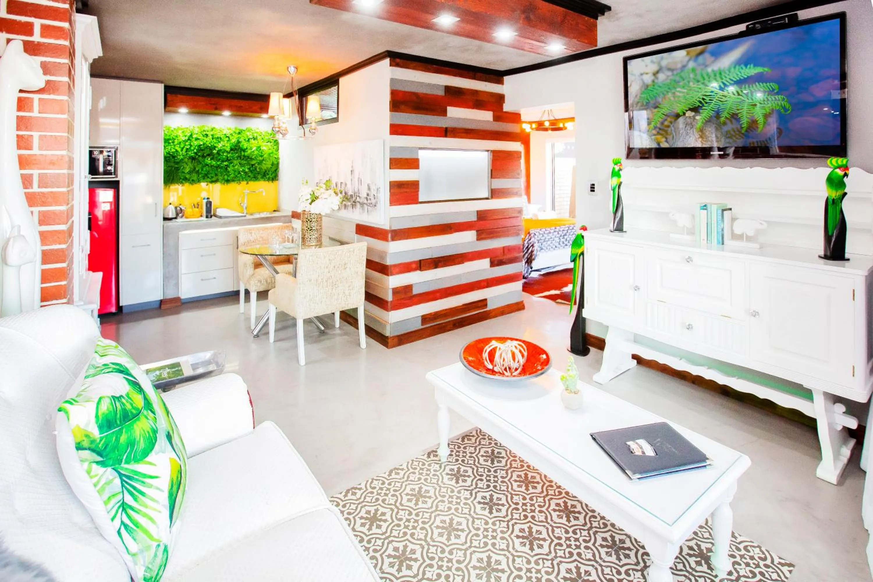 Living room in Wilderness Waters Boutique Suites - Adults Only