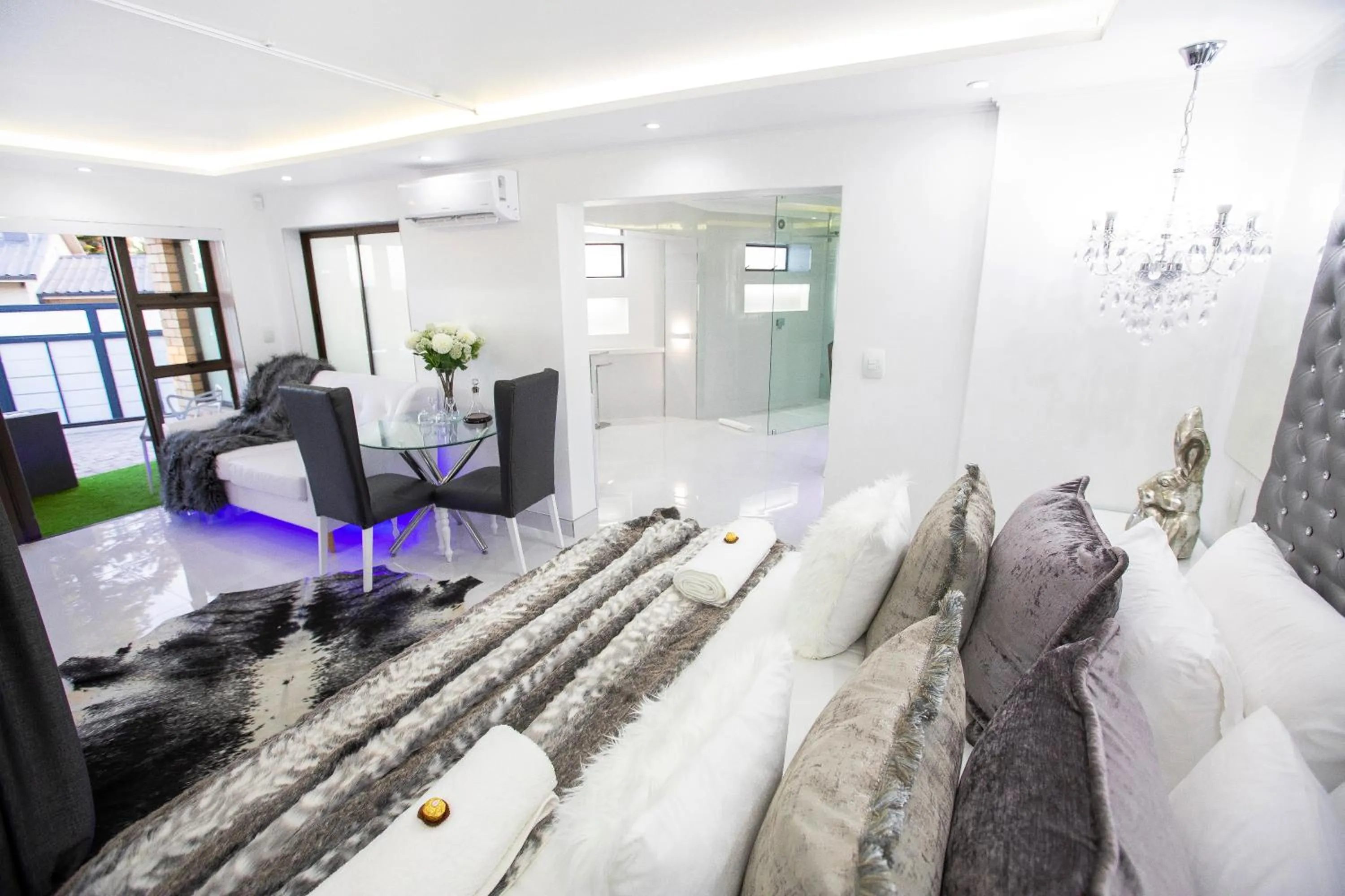 Decorative detail in Wilderness Waters Boutique Suites - Adults Only